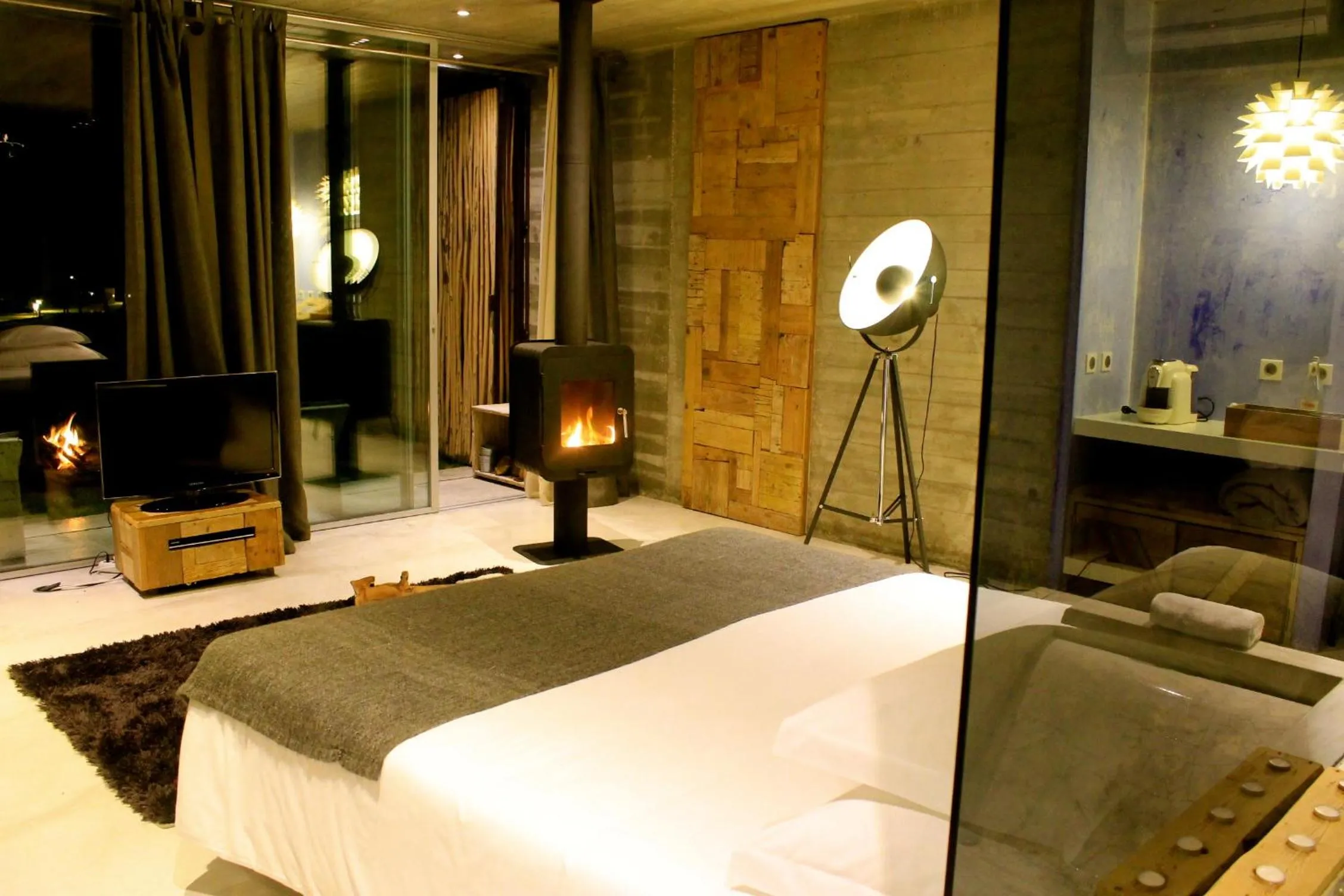 TV and multimedia, Bed in Rio do Prado