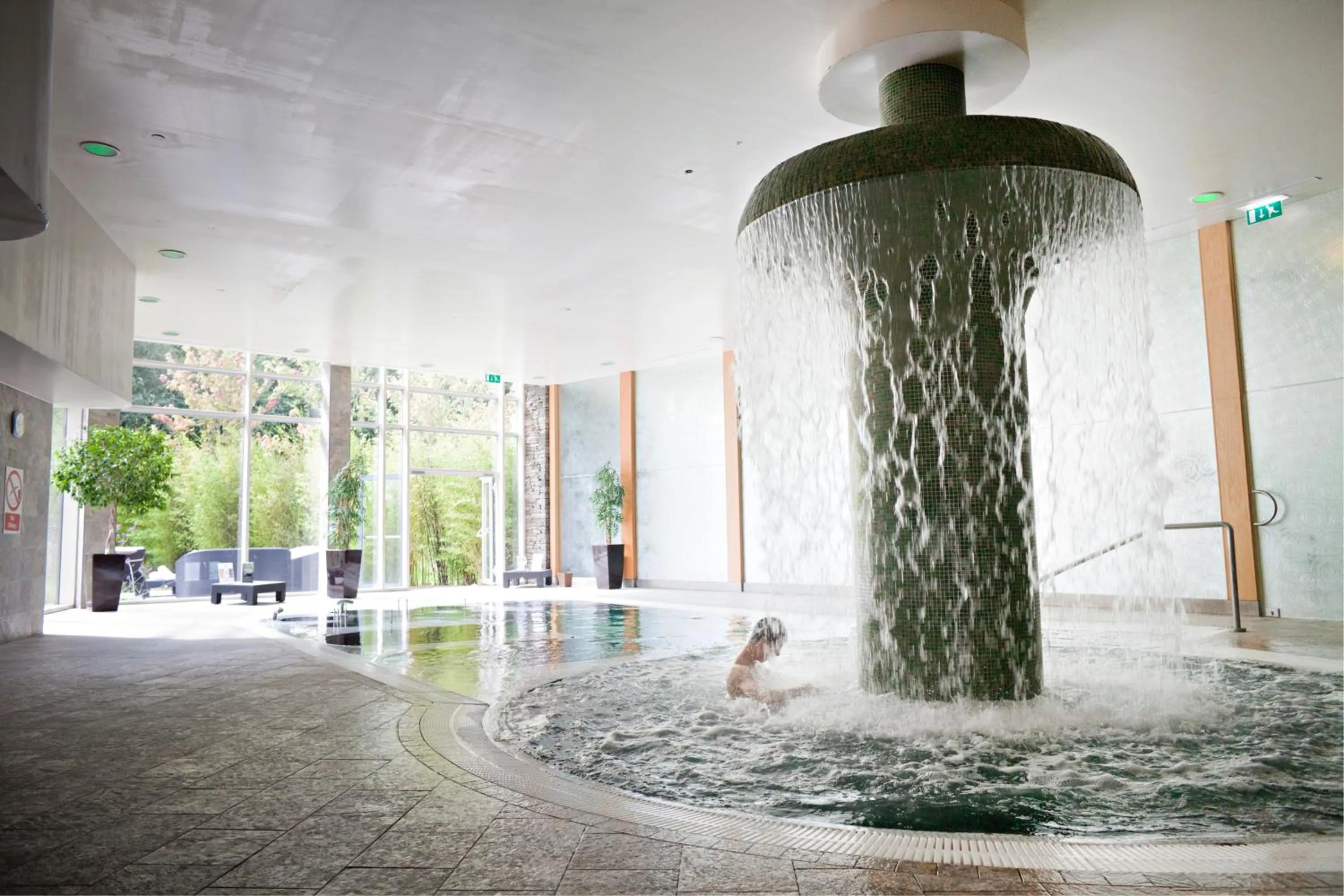 Swimming pool in Fota Island Hotel and Spa