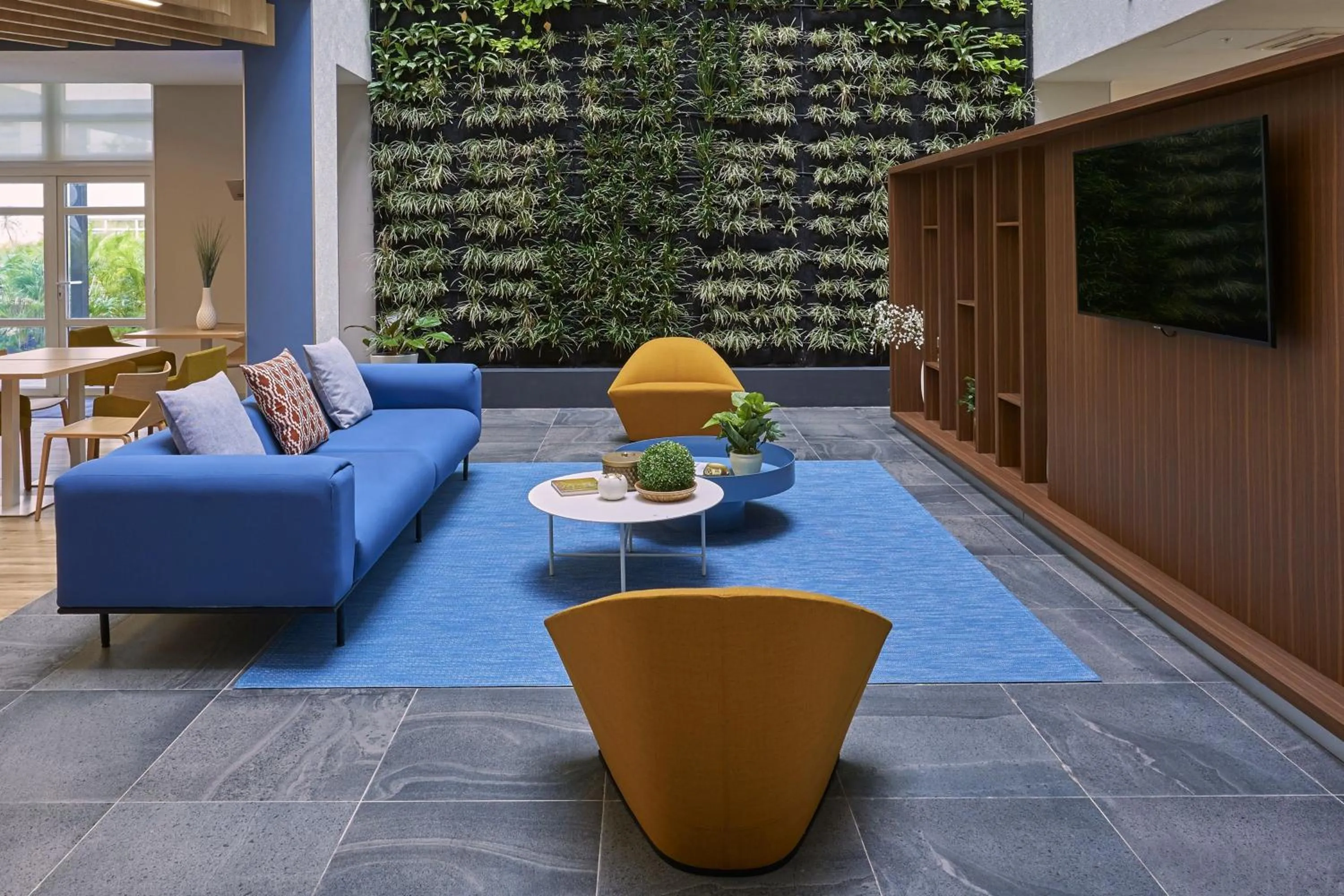 Lobby or reception in City Express Plus by Marriott Cancun Aeropuerto Riviera