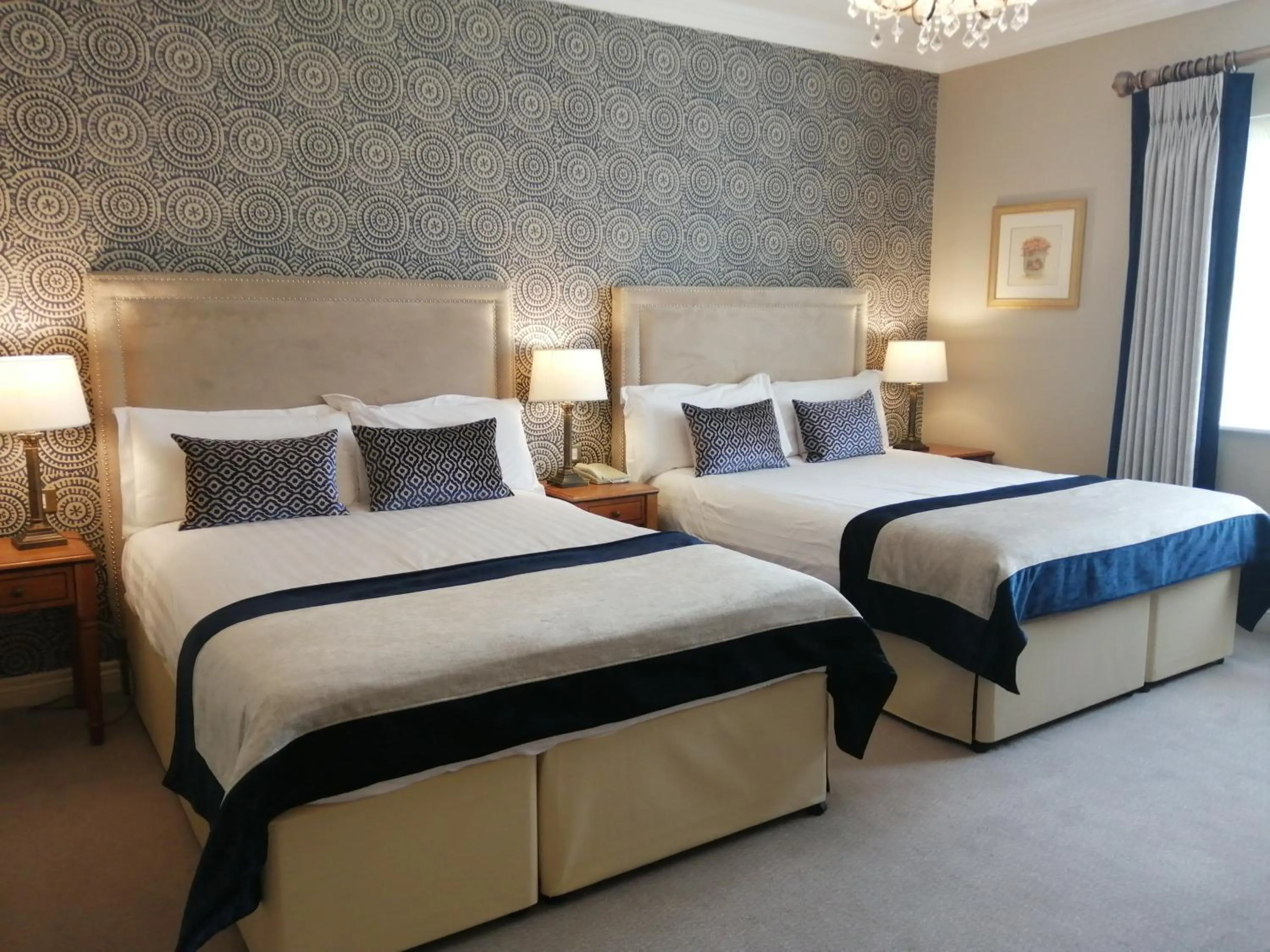 Bedroom, Bed in Clanard Court Hotel