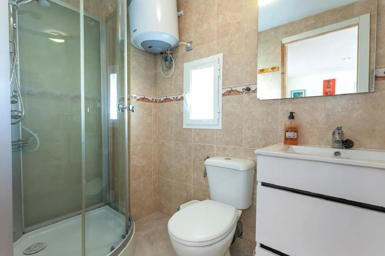 Shower in Apartamentos Jerez