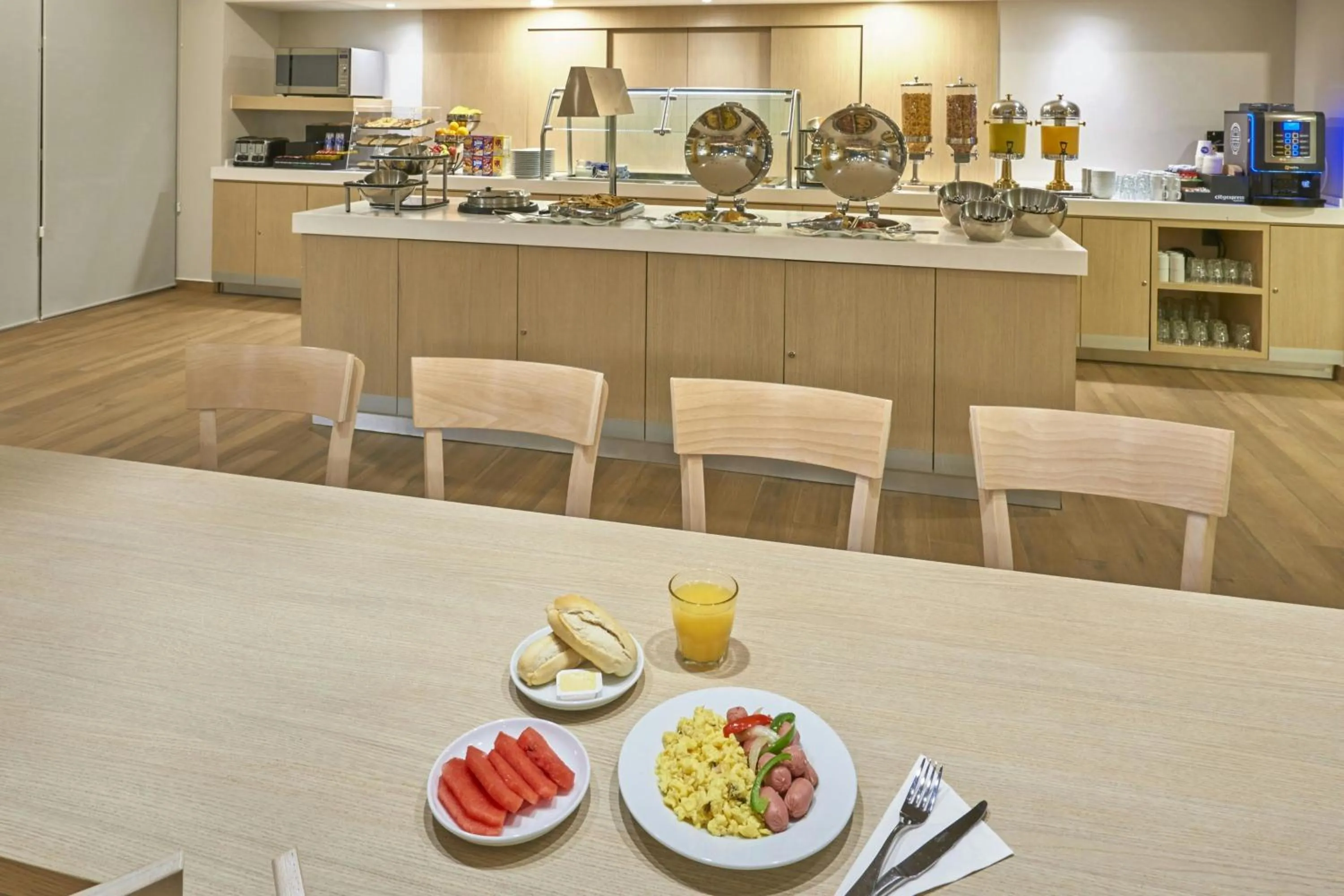 Breakfast in City Express Suites by Marriott Cancún Aeropuerto