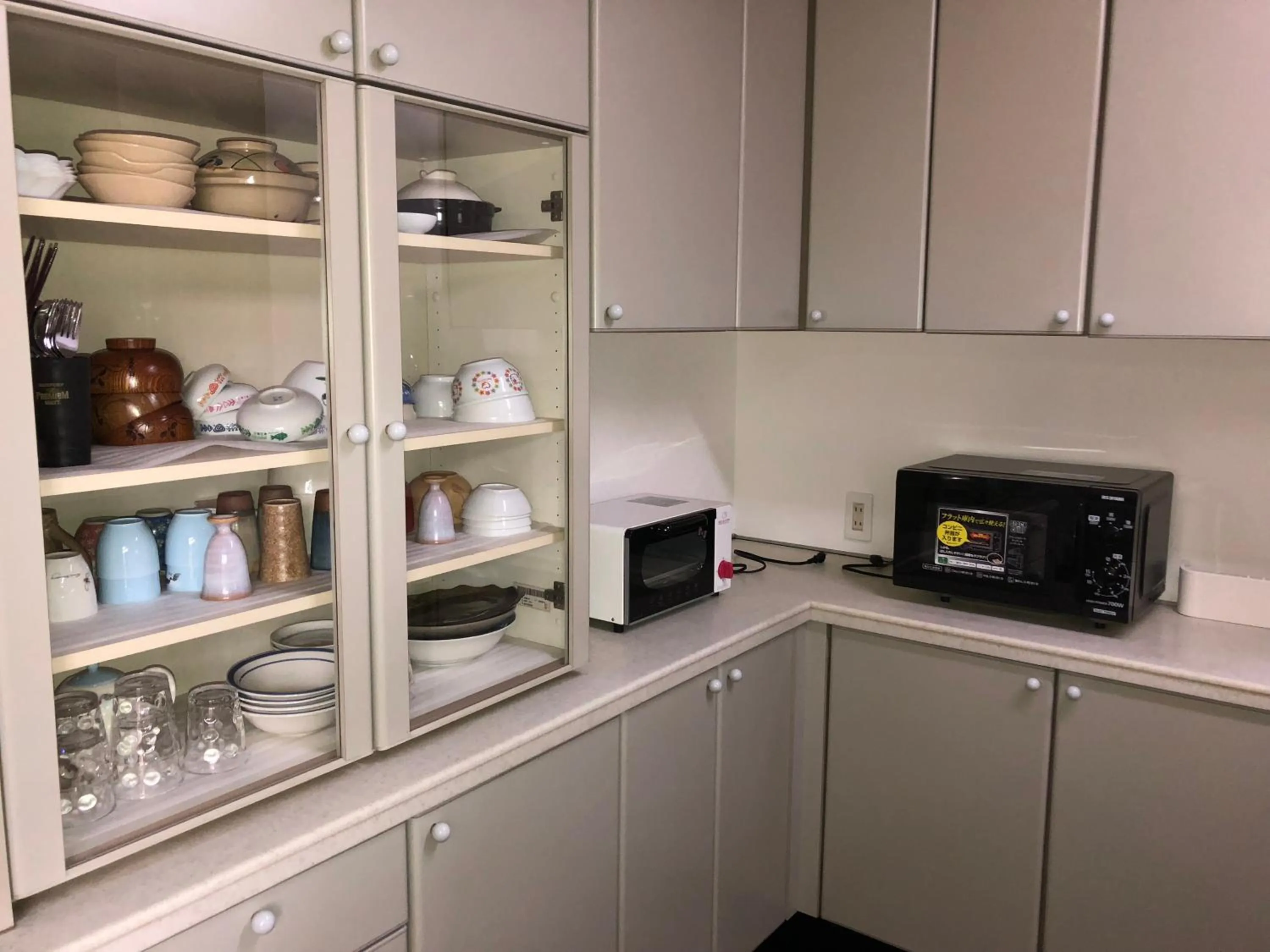 HappyCloset&WasamonHostel