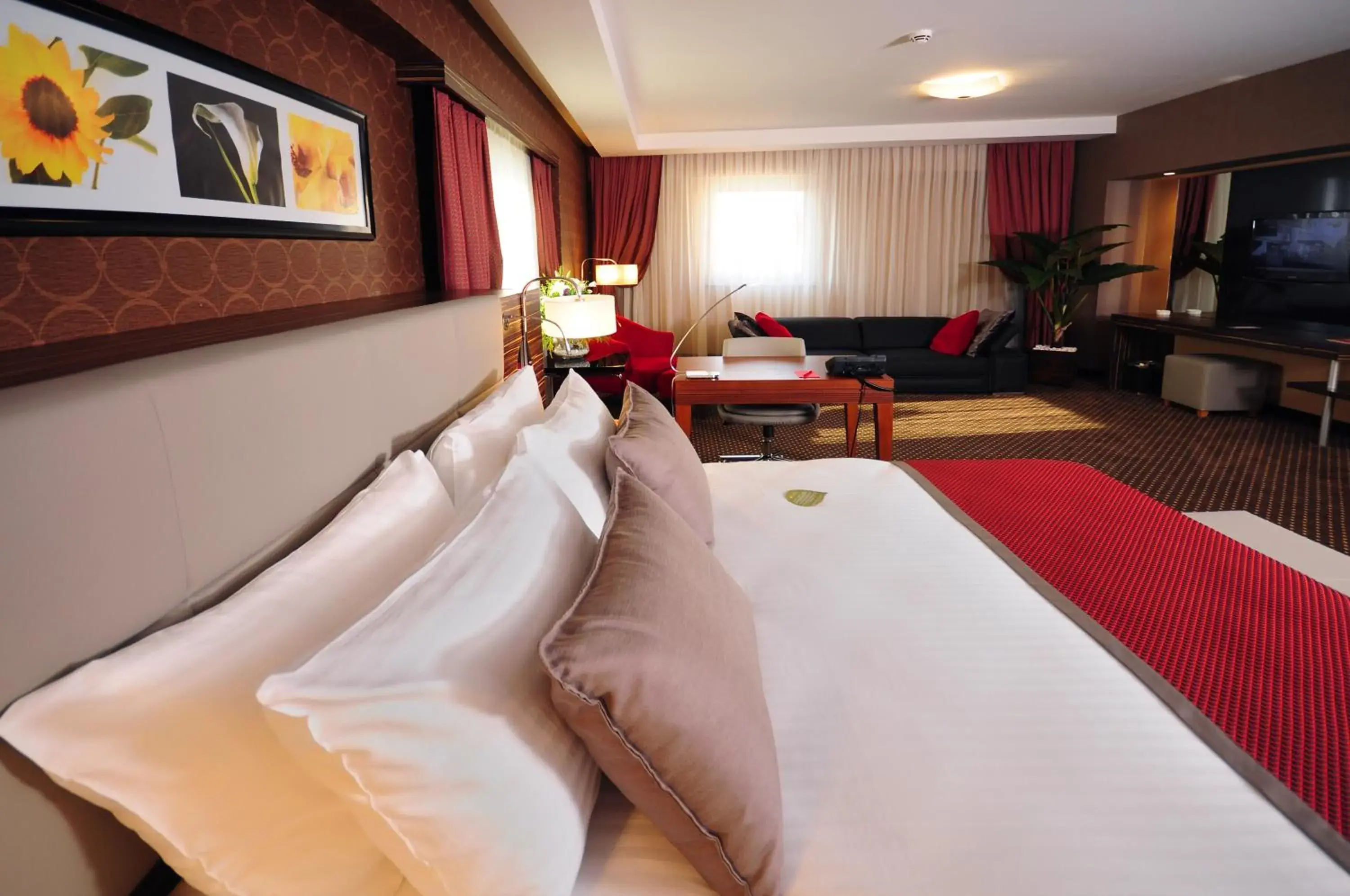Corner Suite in Ramada Plaza By Wyndham Izmit Corner Suite in Ramada Plaza By Wyndham Izmit