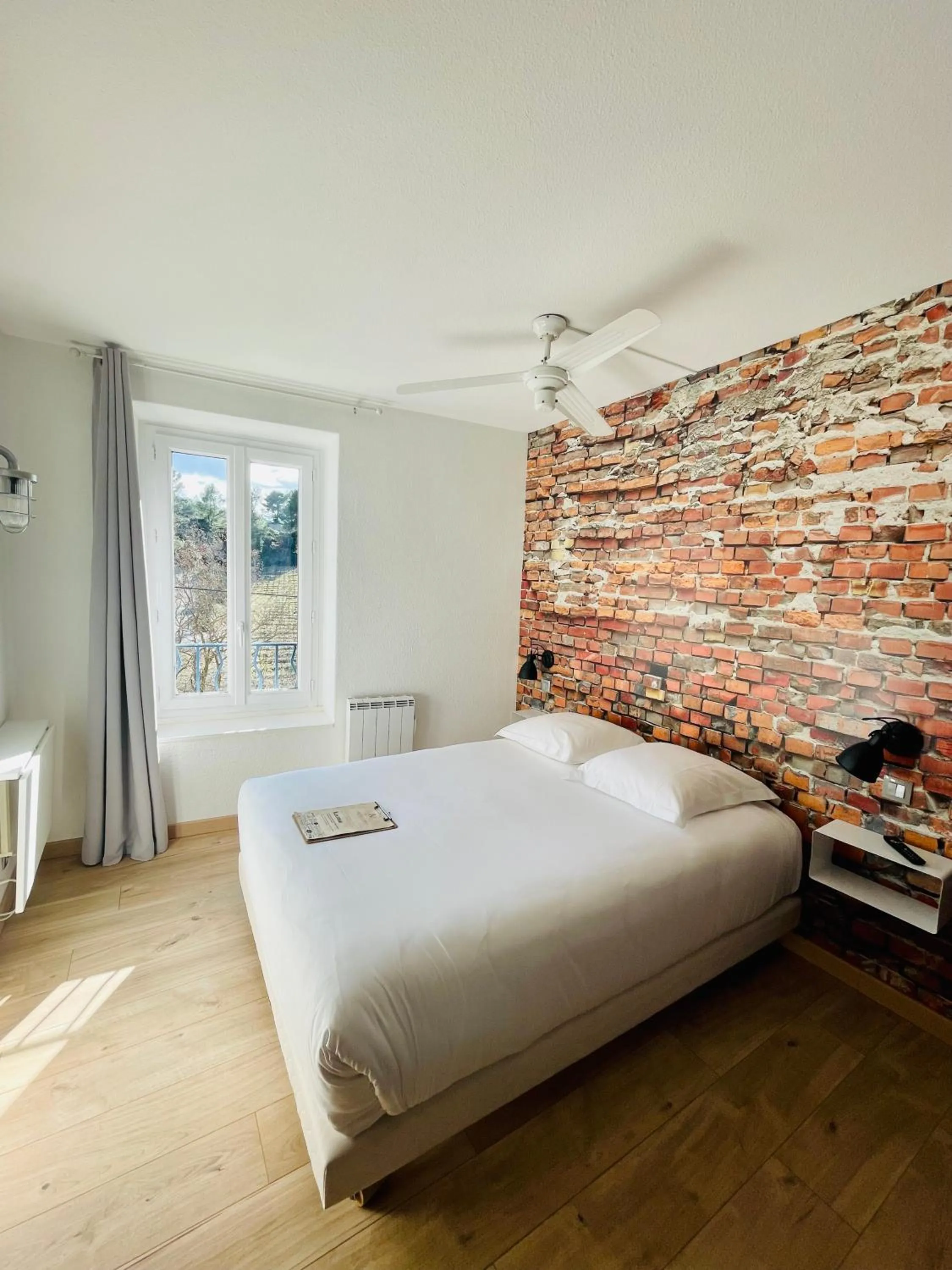 Bed in Hôtel La Bastide de Vaison