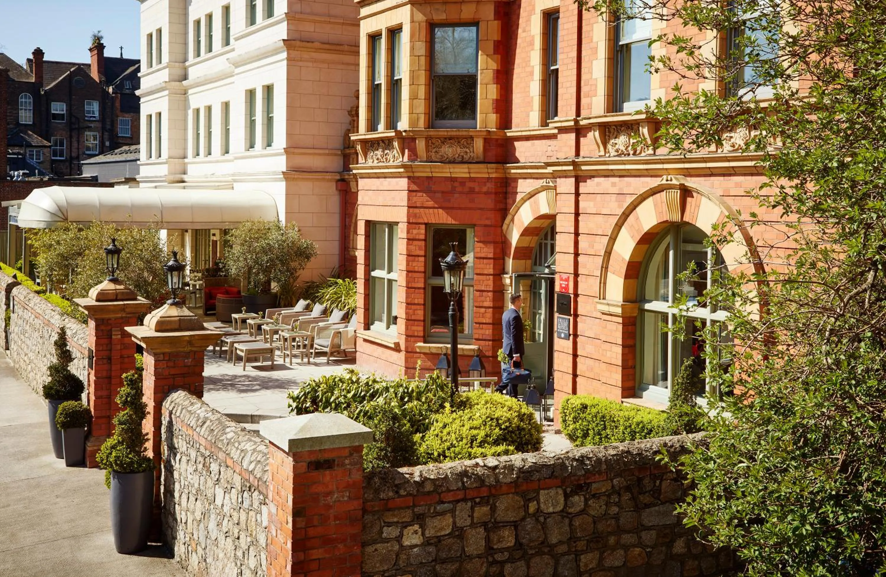 Property building in Dylan