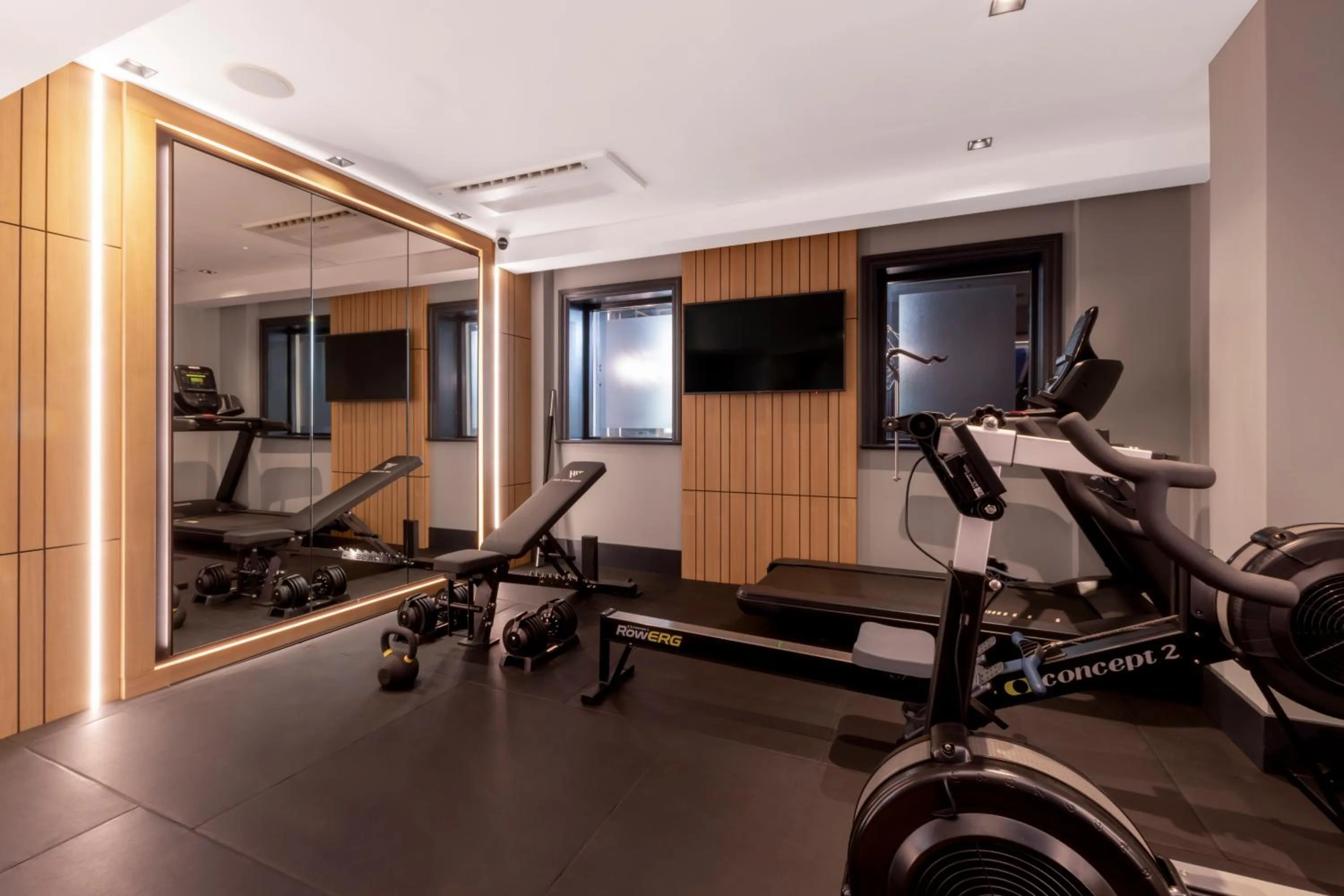 Fitness centre/facilities in Dylan