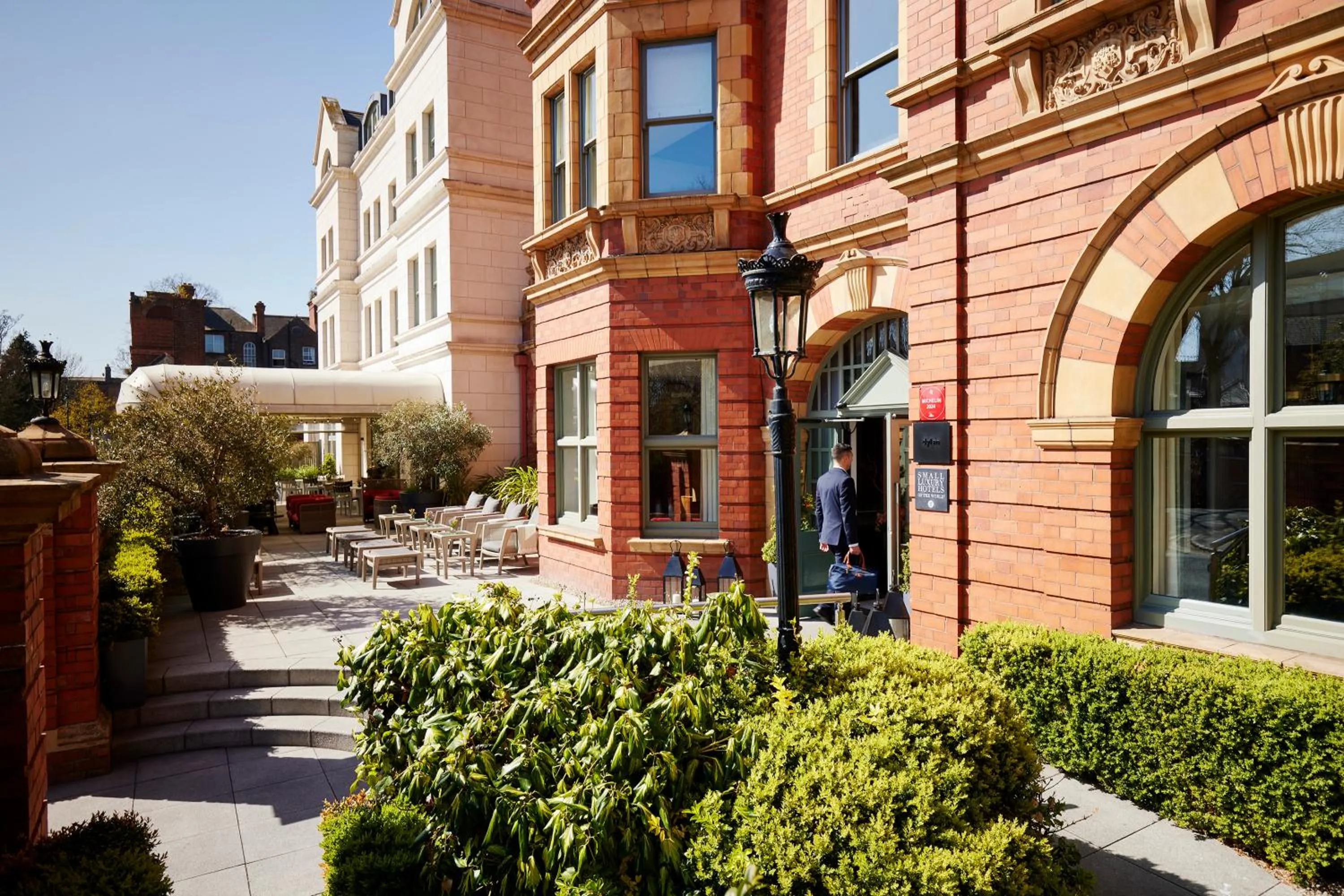 Property building in Dylan