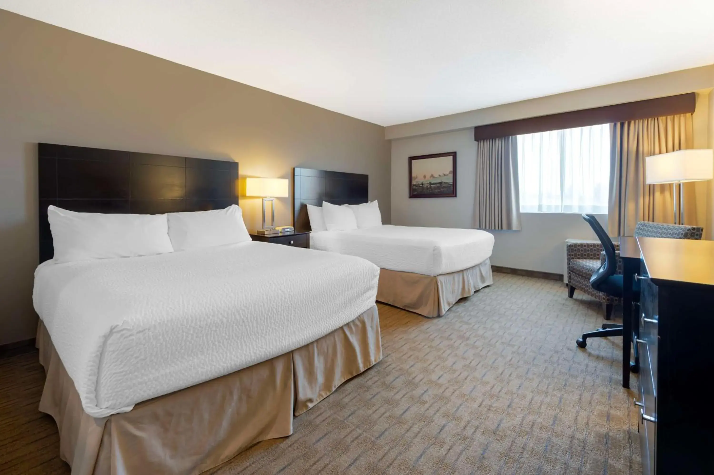 Queen Room with Two Queen Beds - Non-Smoking in Best Western Pembroke Inn & Conference Centre Queen Room with Two Queen Beds - Non-Smoking in Best Western Pembroke Inn & Conference Centre