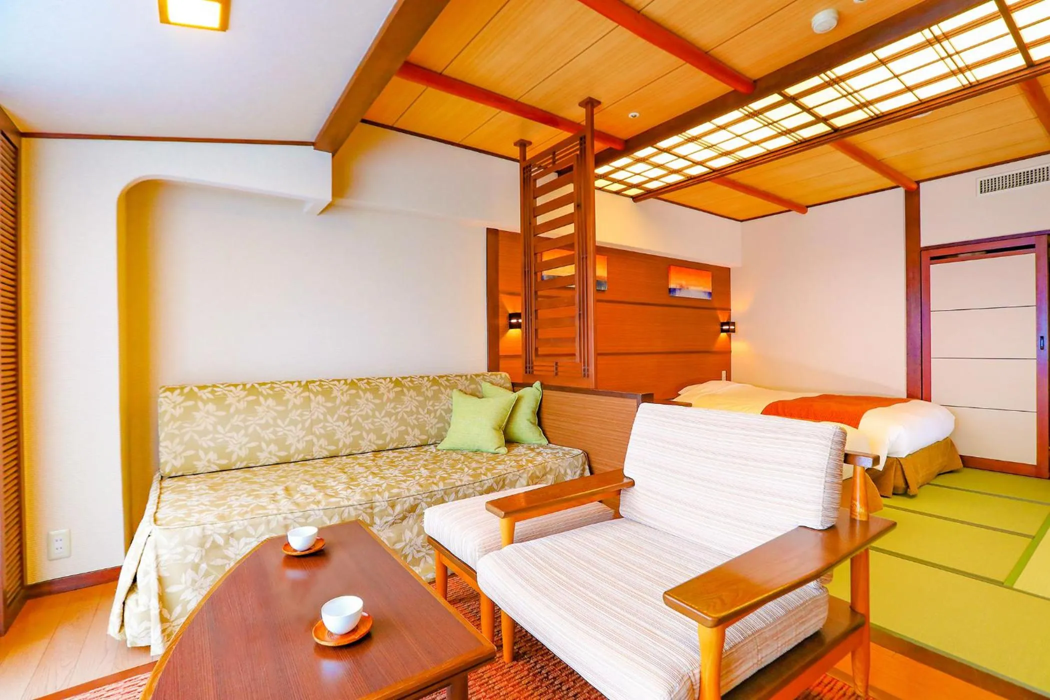 Photo of the whole room, Bed in Ooedo Onsen Monogatari Premium Shiomiso