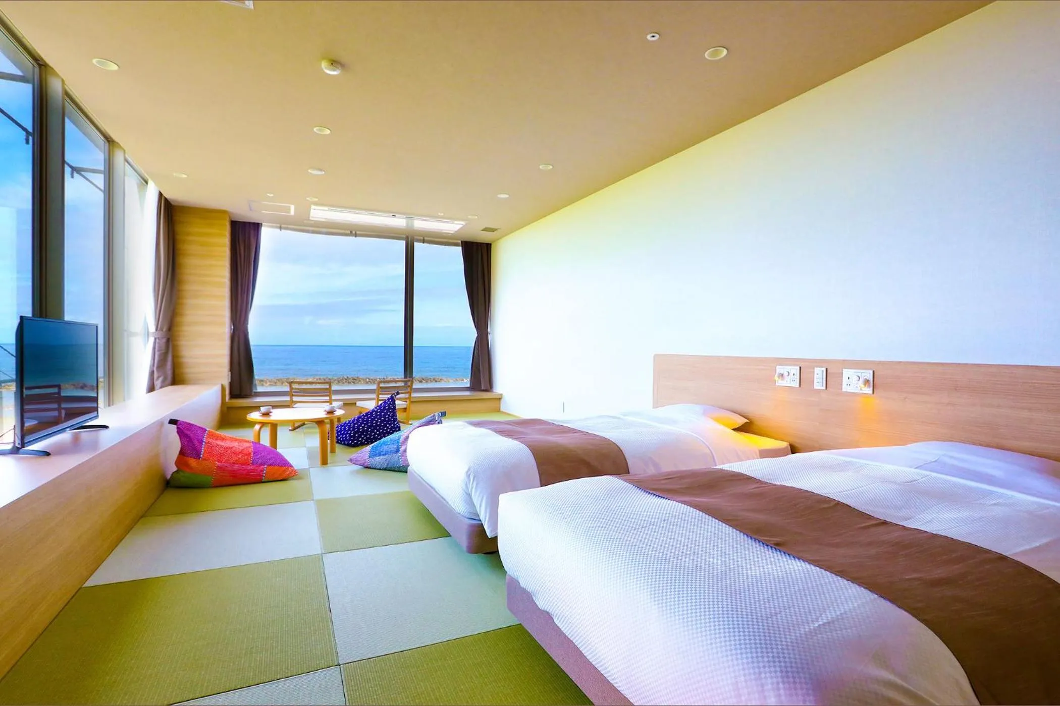 Photo of the whole room, Bed in Ooedo Onsen Monogatari Premium Shiomiso
