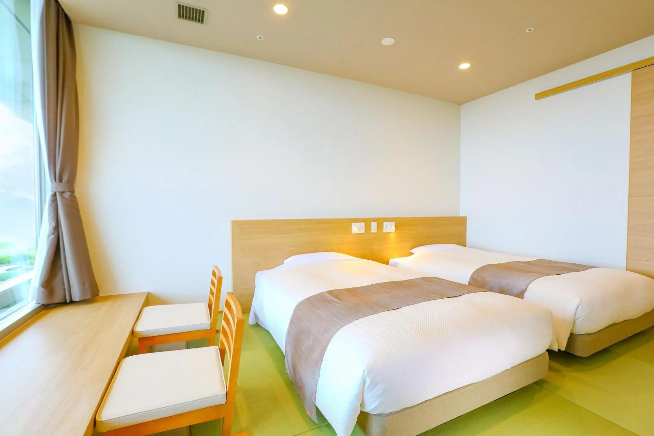 Photo of the whole room, Bed in Ooedo Onsen Monogatari Premium Shiomiso