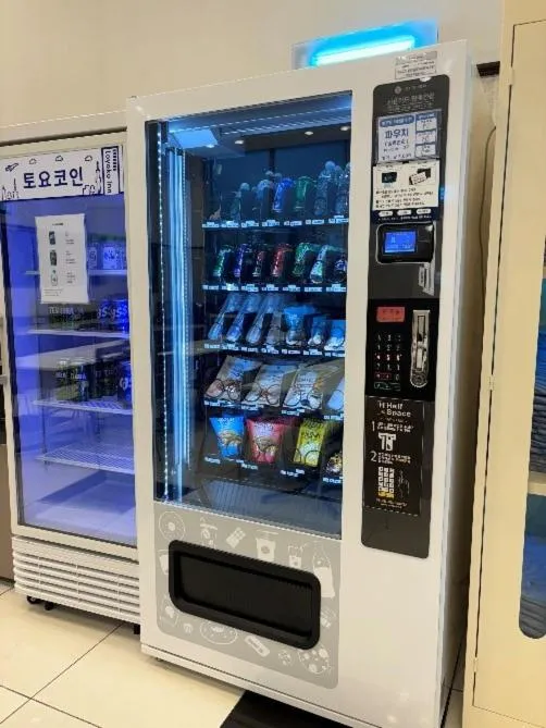 vending machine in Toyoko Inn Seoul Dongdaemun II