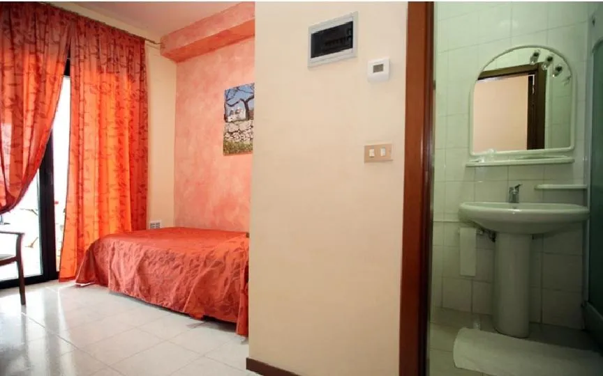 Bed in Hotel Cristal