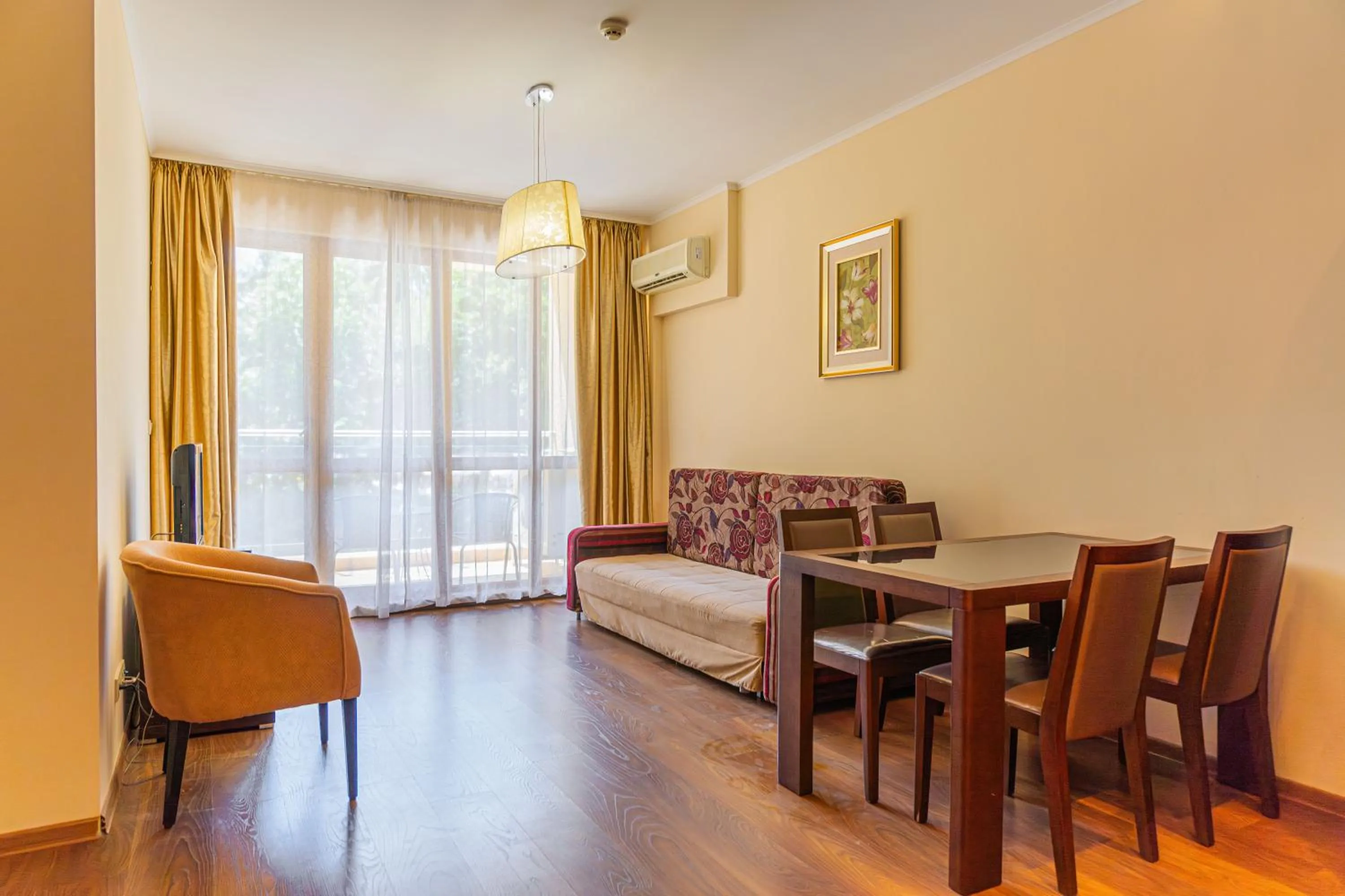 Apart Hotel Golden Line