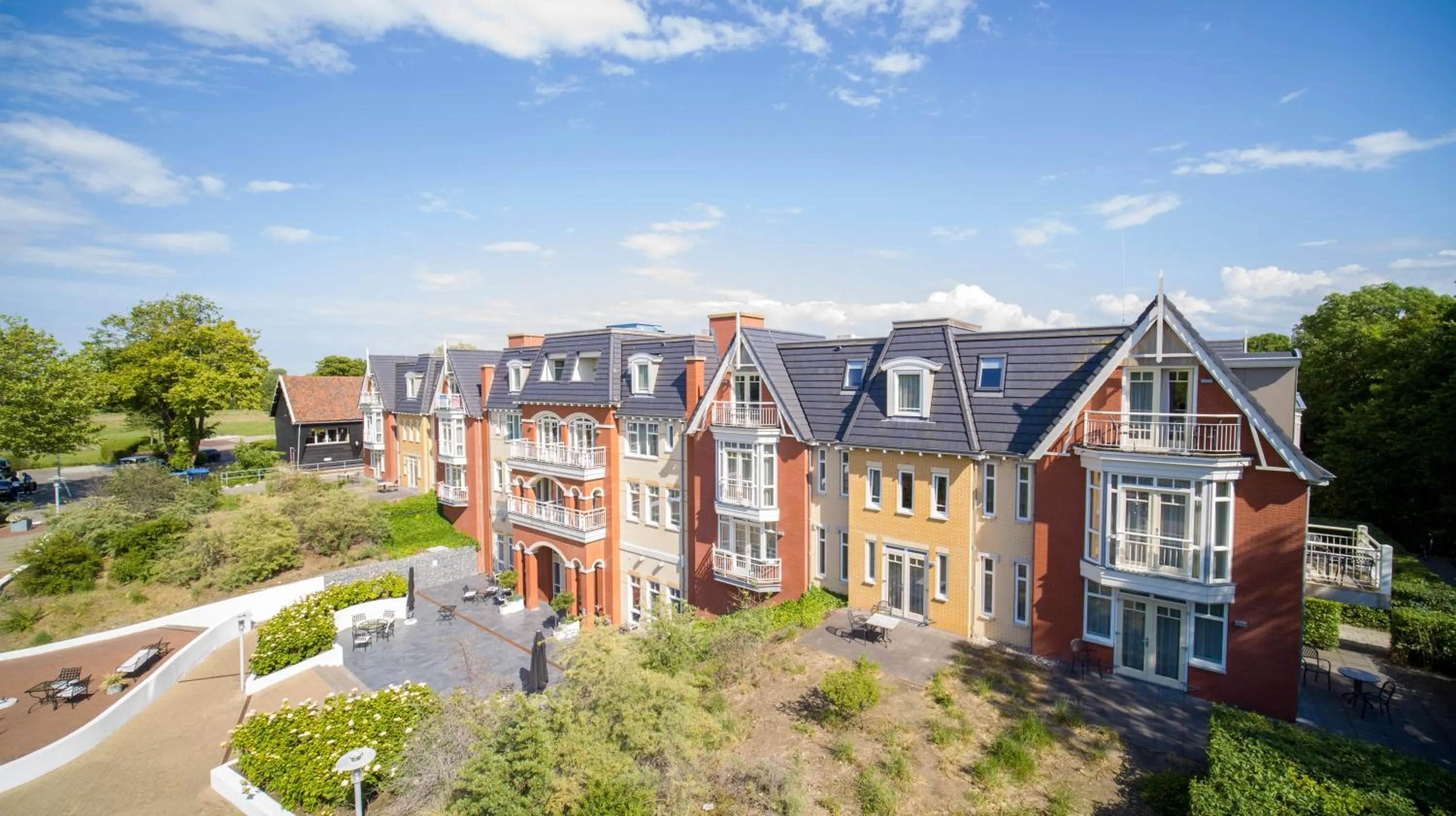 Property building in Grand Hotel Ter Duin - Duinhotel Burgh-Haamstede