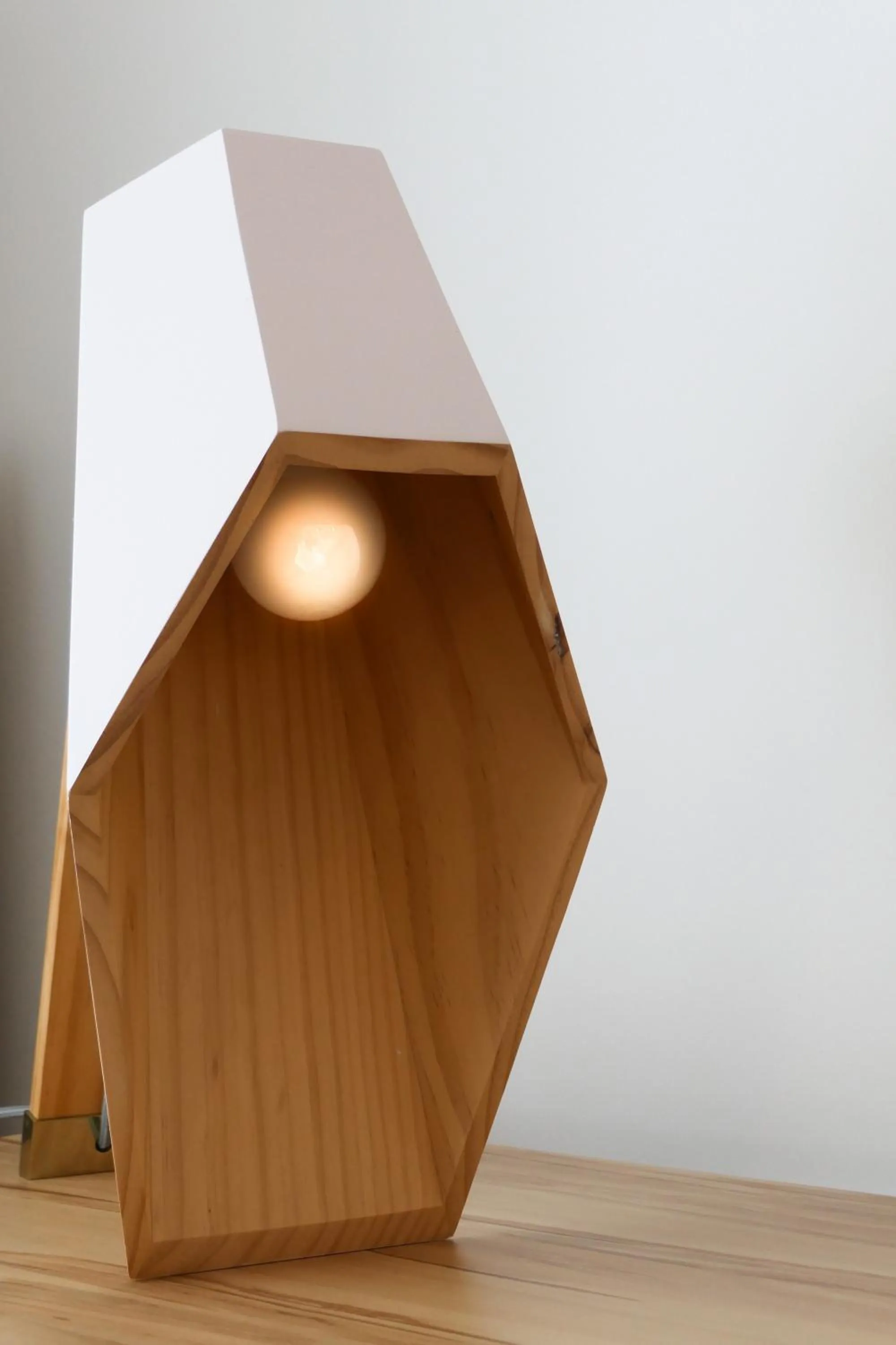 Decorative detail in Hôtel et Apparts Marin