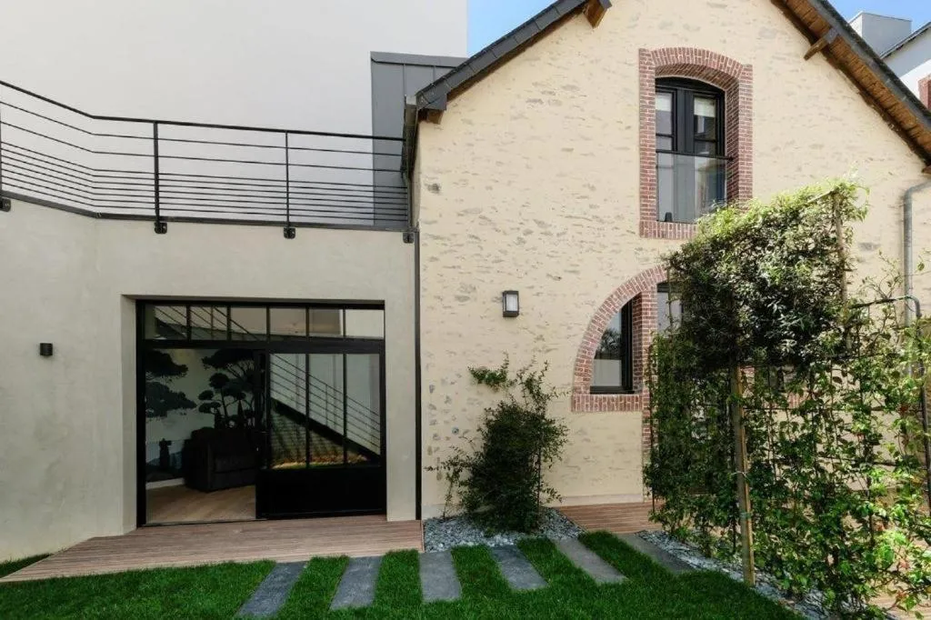 Garden in Hôtel et Apparts Marin