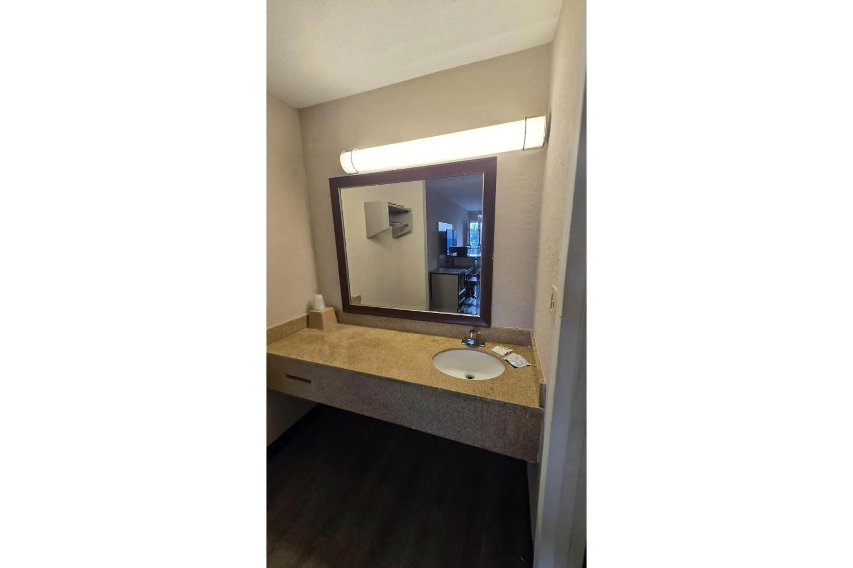 Bathroom in Western Motel By OYO Hattiesburg