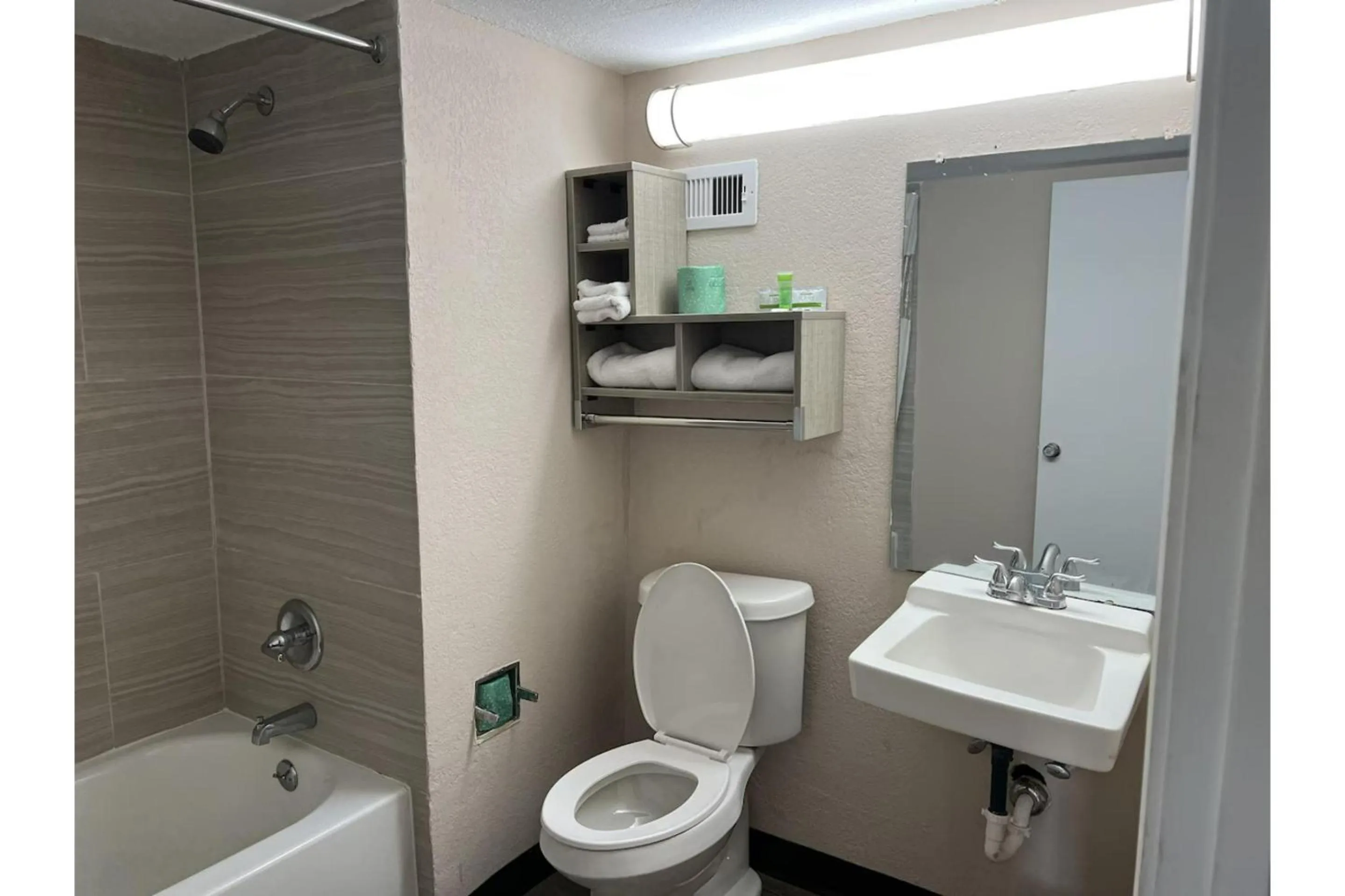 Bathroom in Western Motel By OYO Hattiesburg