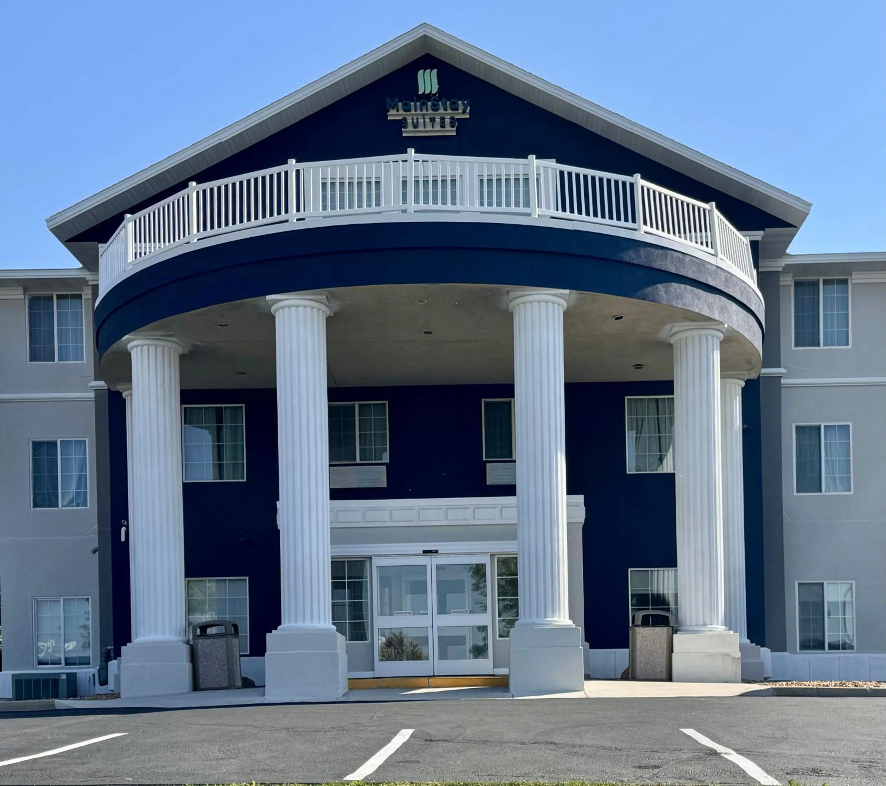 Property building in MainStay Suites Madison Airport