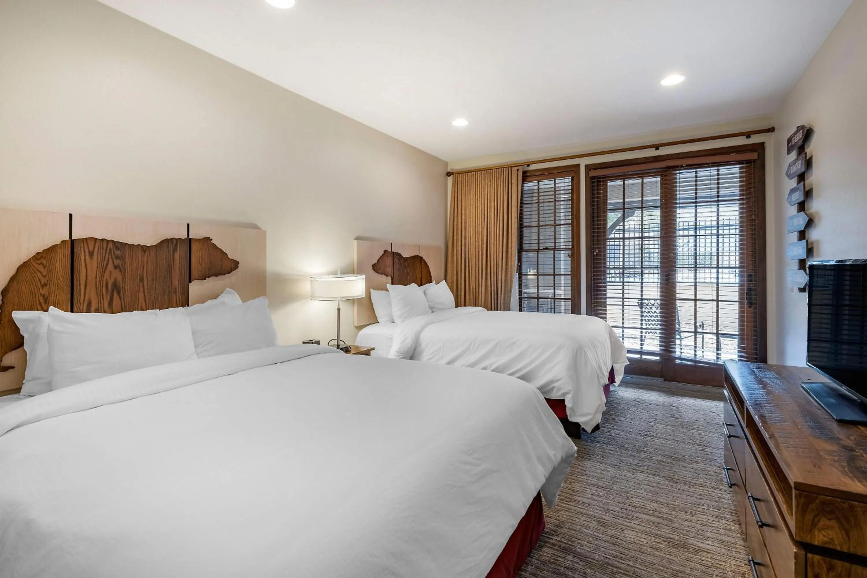 Bedroom, Bed in Bluegreen Vacations Big Bear Village, an Ascend Collection Resort