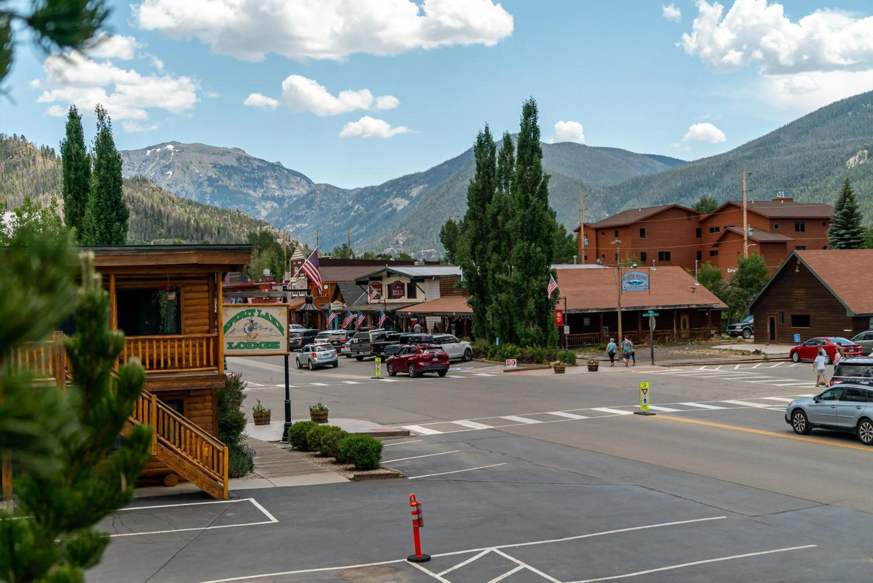 City view in Spirit Lake Lodge