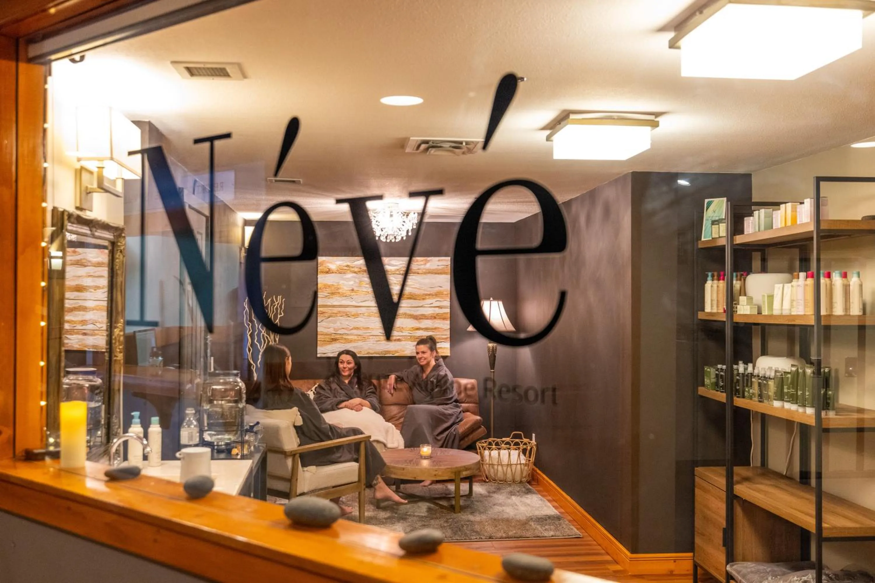 Spa and wellness centre/facilities in Lizard Creek Lodge