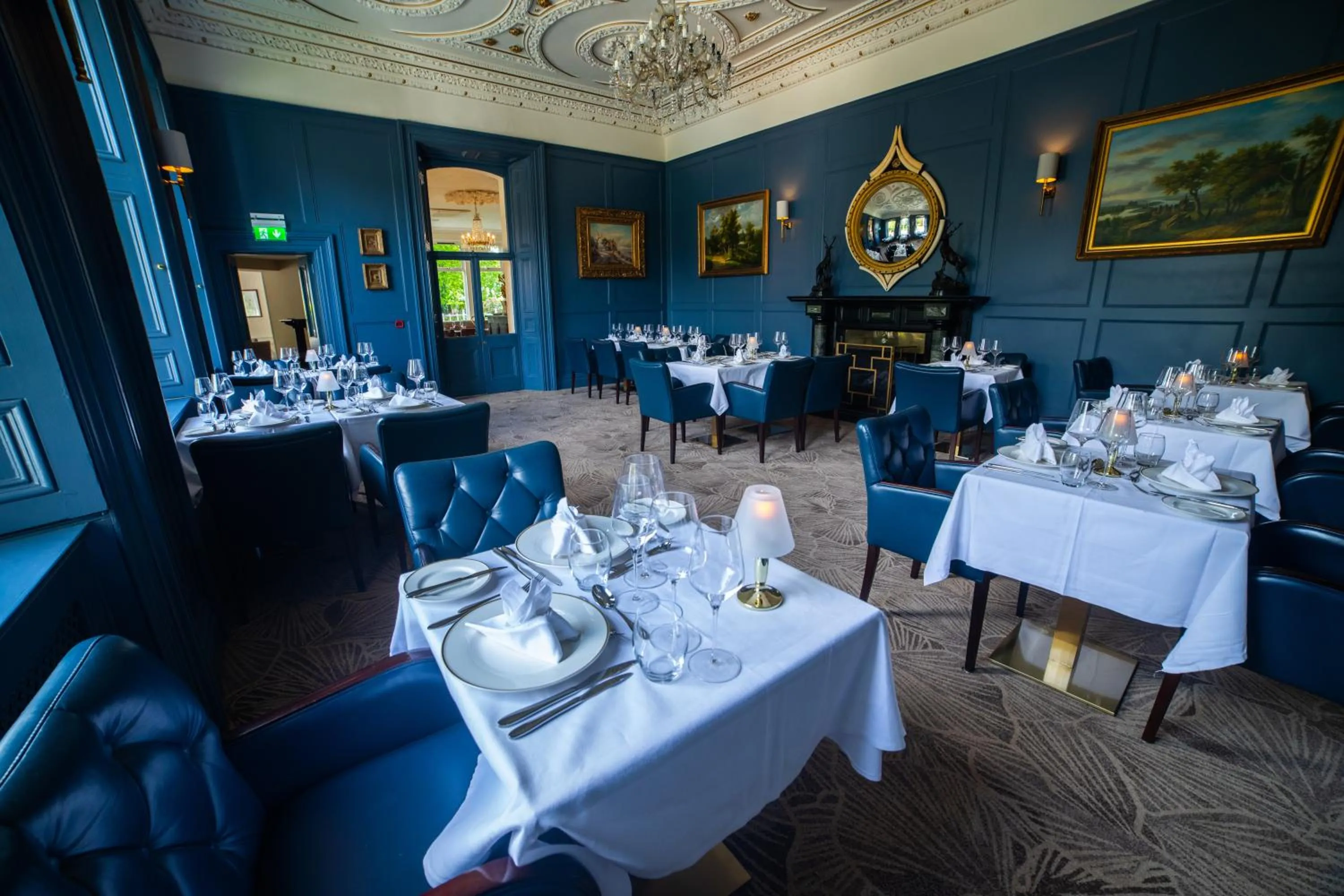 Restaurant/Places to Eat in Finnstown Castle Hotel