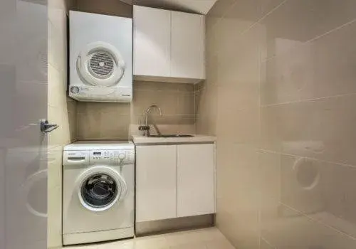 Three-Bedroom Apartment - Penthouse in Redvue Holiday Apartments Three-Bedroom Apartment - Penthouse in Redvue Holiday Apartments