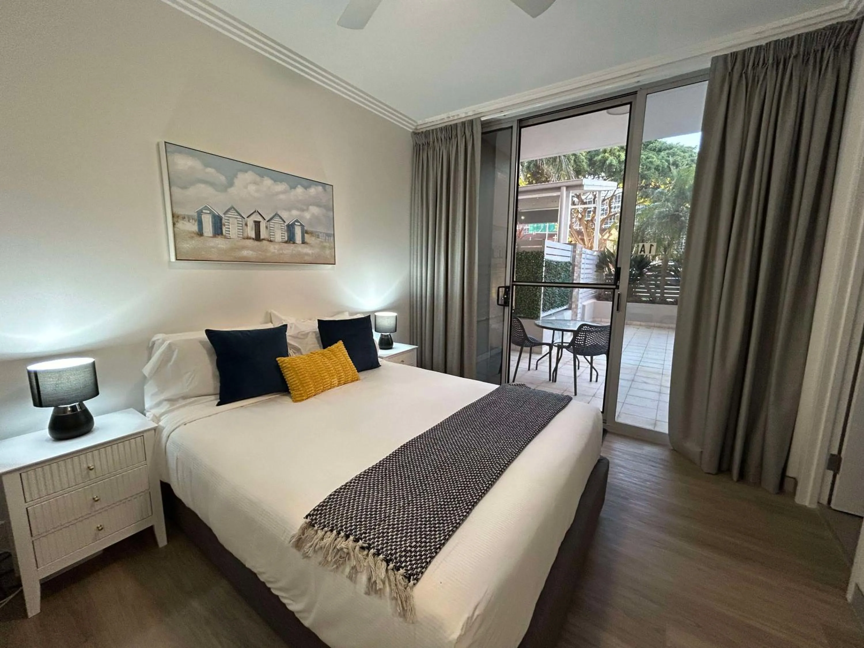 Bed in Redvue Holiday Apartments