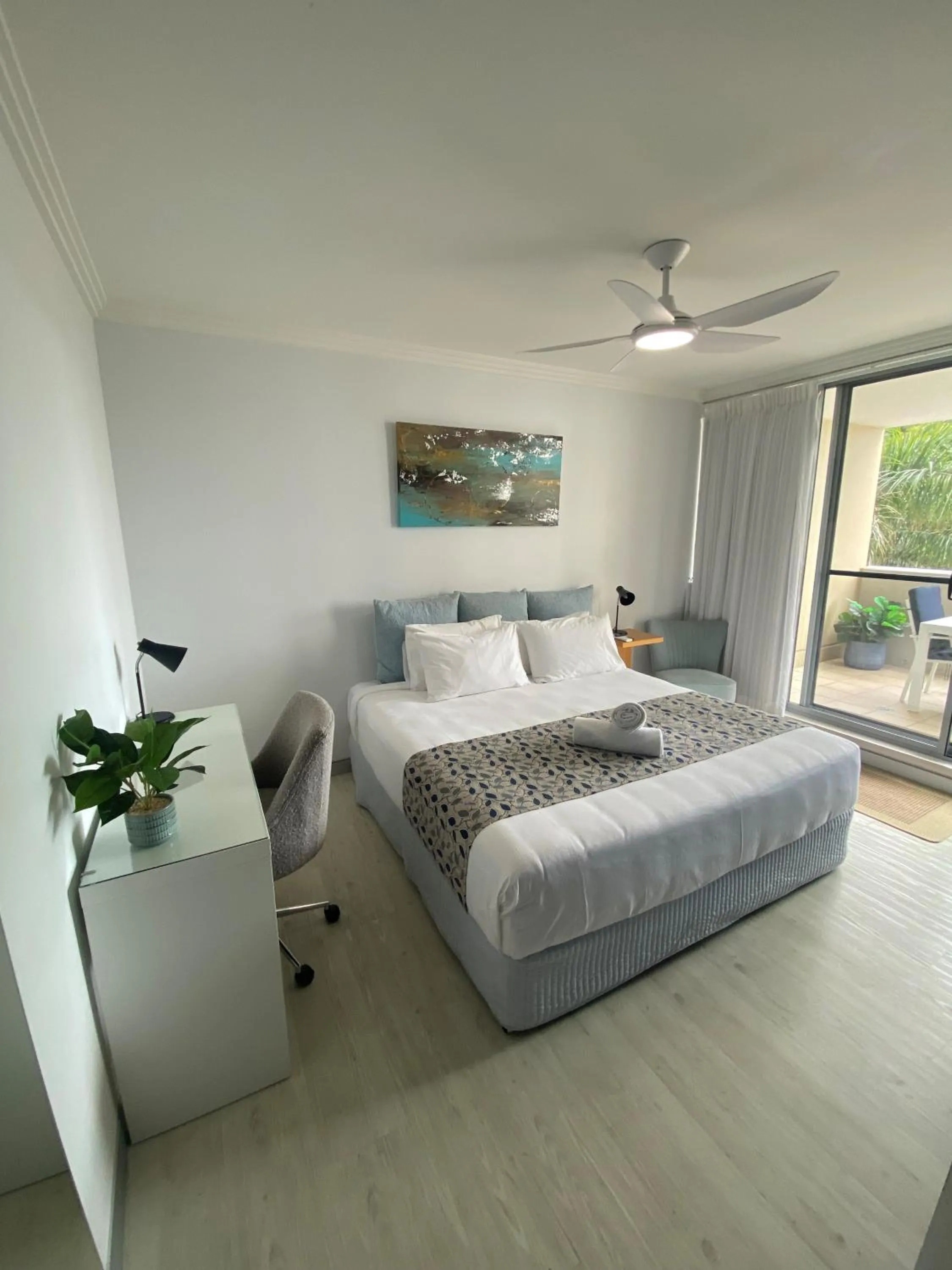 Bed in Redvue Holiday Apartments