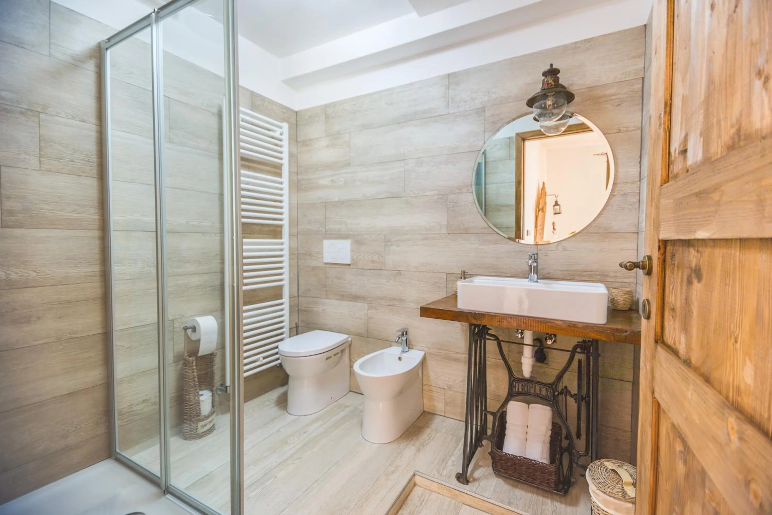 Bathroom in B&B Il Folletto del Lago