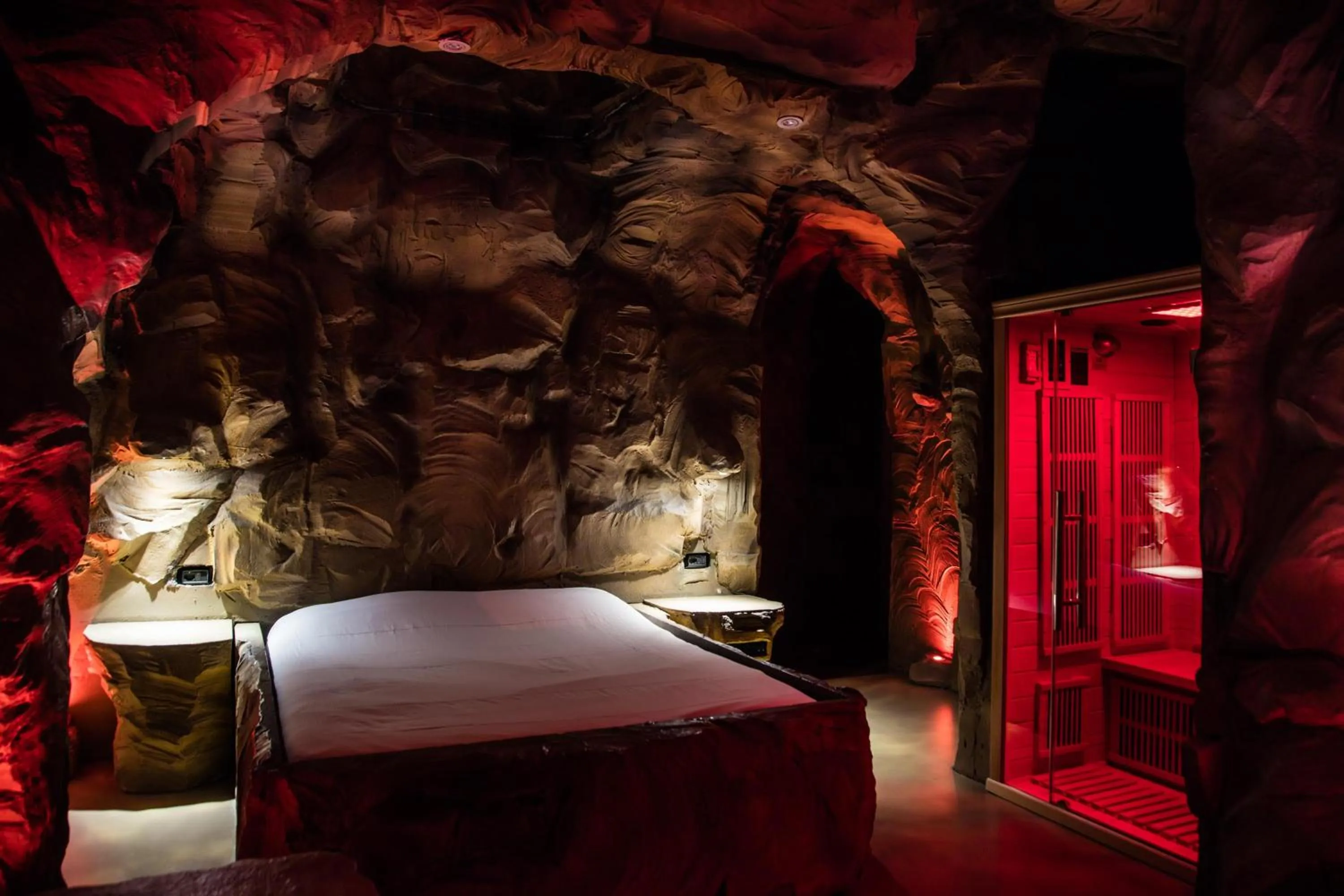 Bed in MagicSuite Guest House Roma Portuense