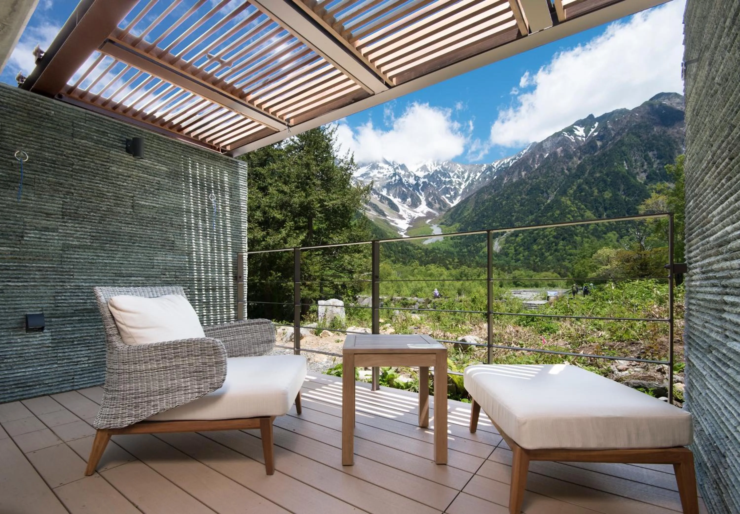 Balcony/Terrace in Kamikochi Hotel Shirakabaso