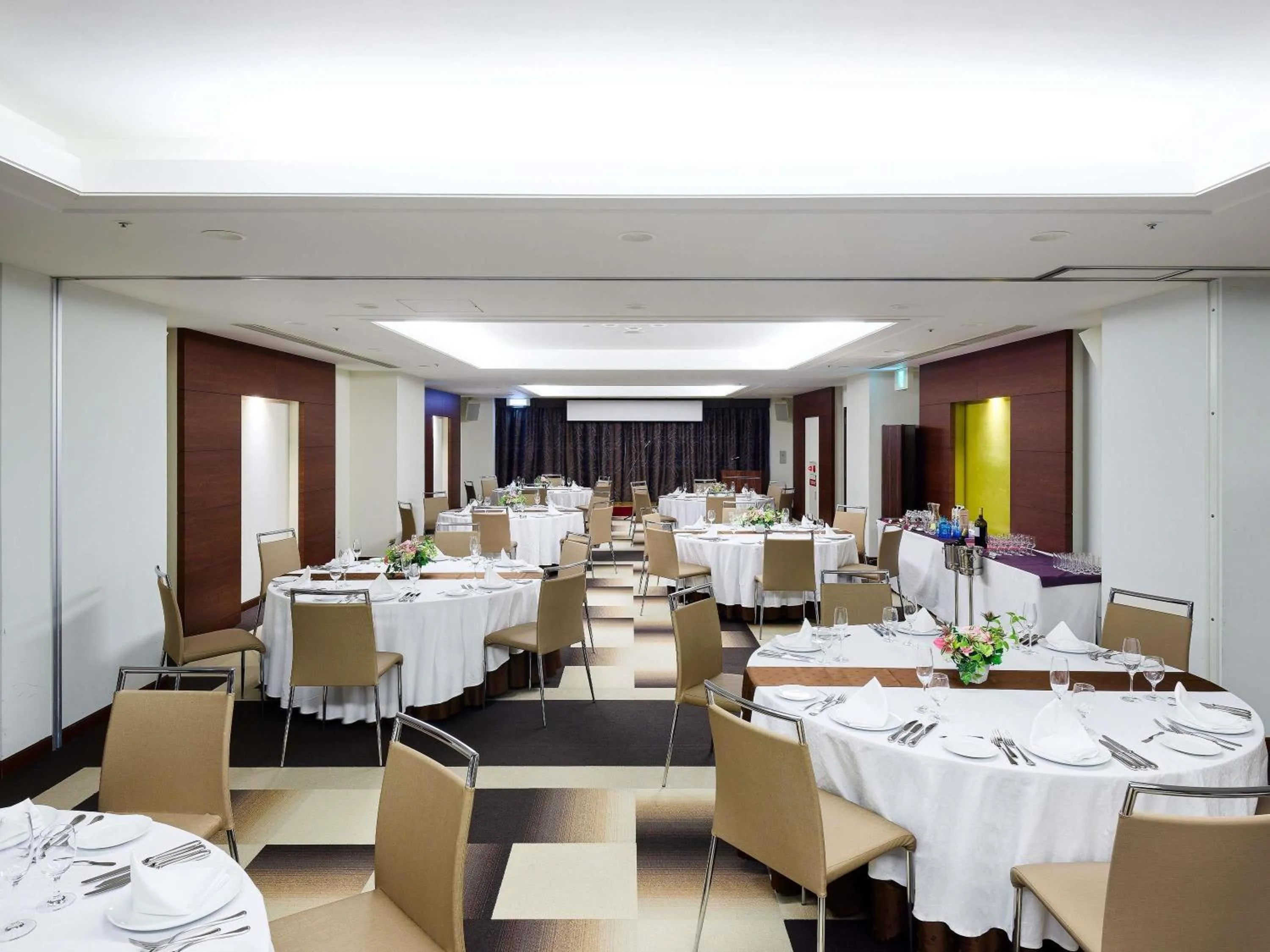 Meeting/conference room in Mercure Okinawa Naha