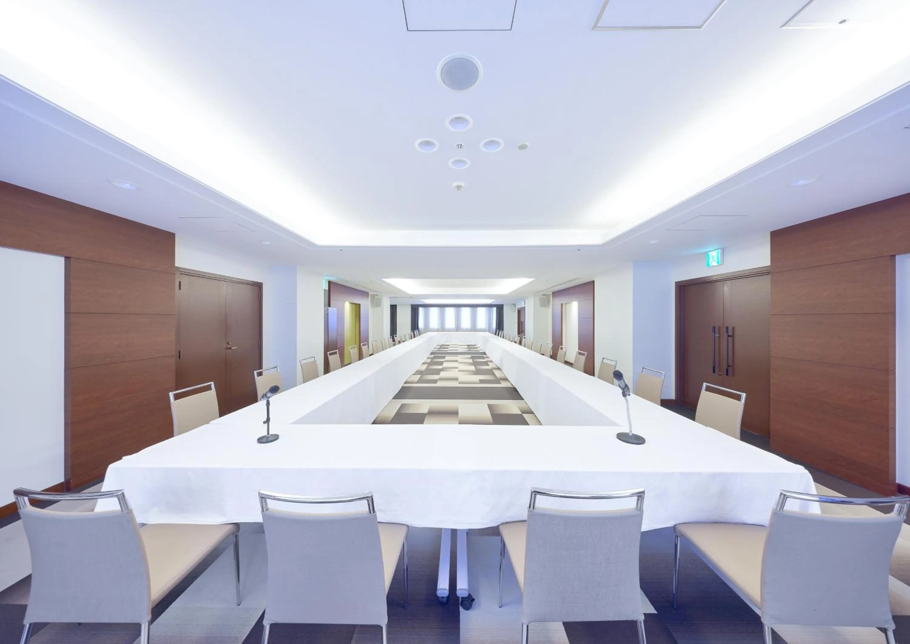 Banquet/Function facilities in Mercure Okinawa Naha