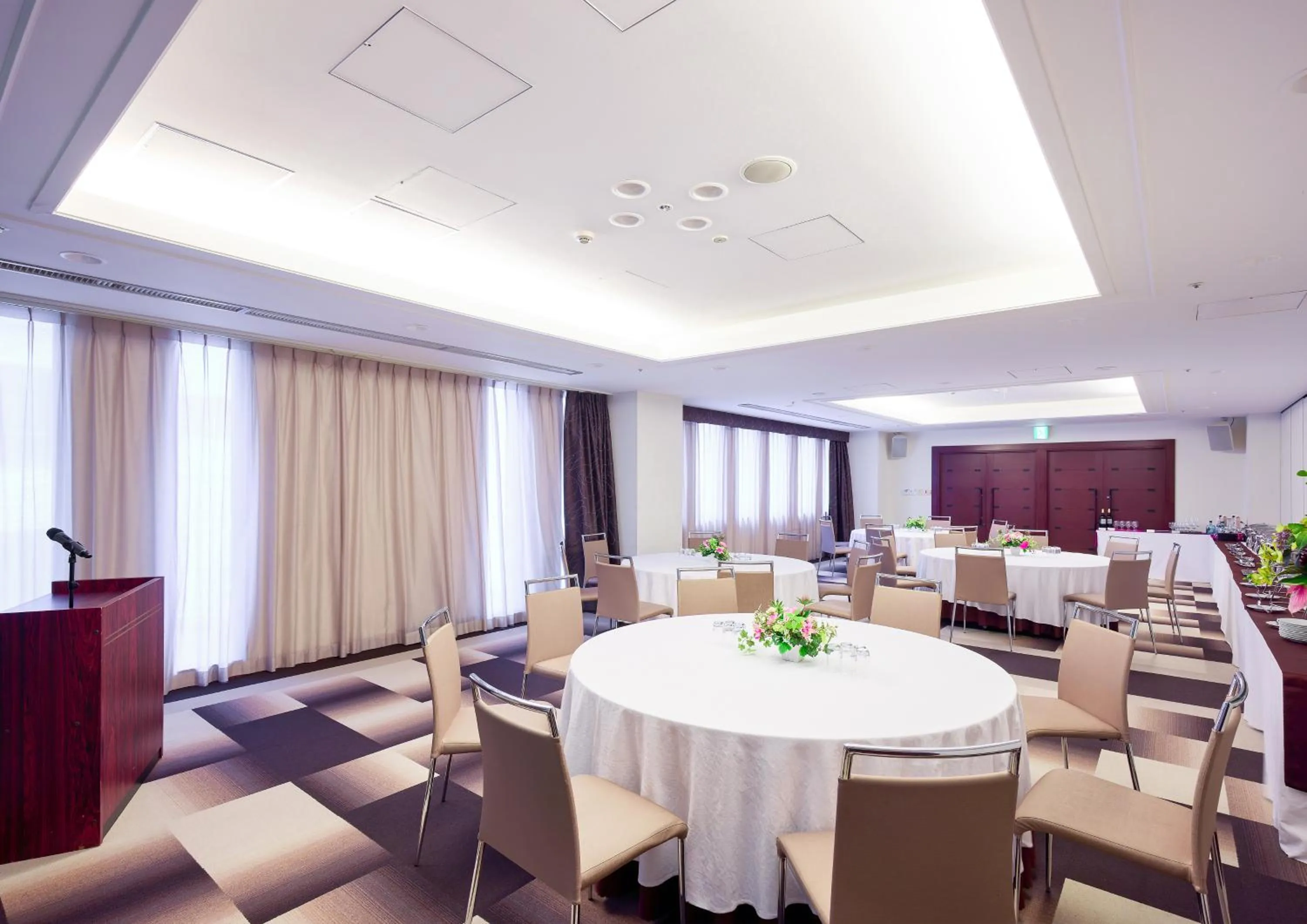 Banquet/Function facilities in Mercure Okinawa Naha