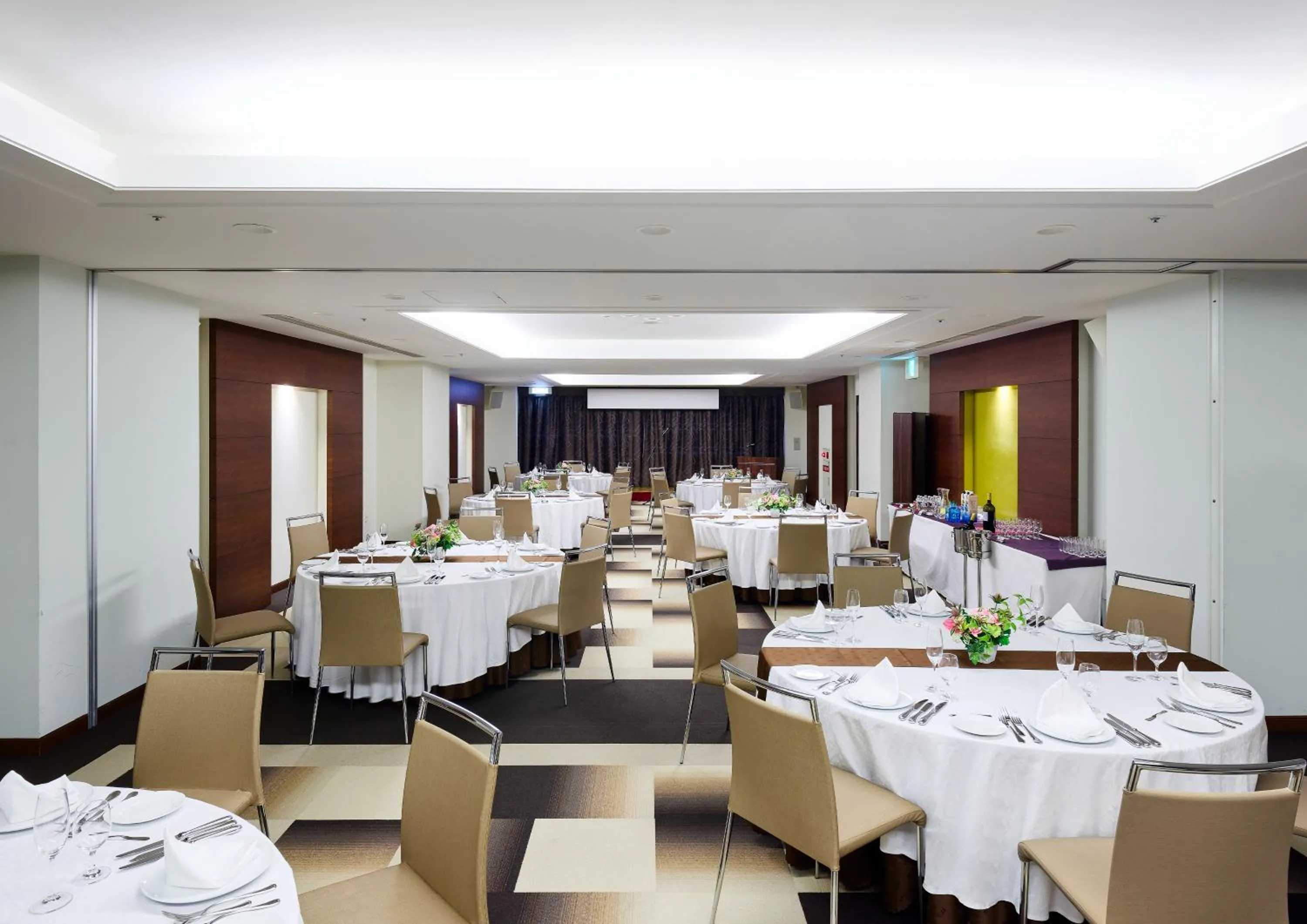 Banquet/Function facilities in Mercure Okinawa Naha