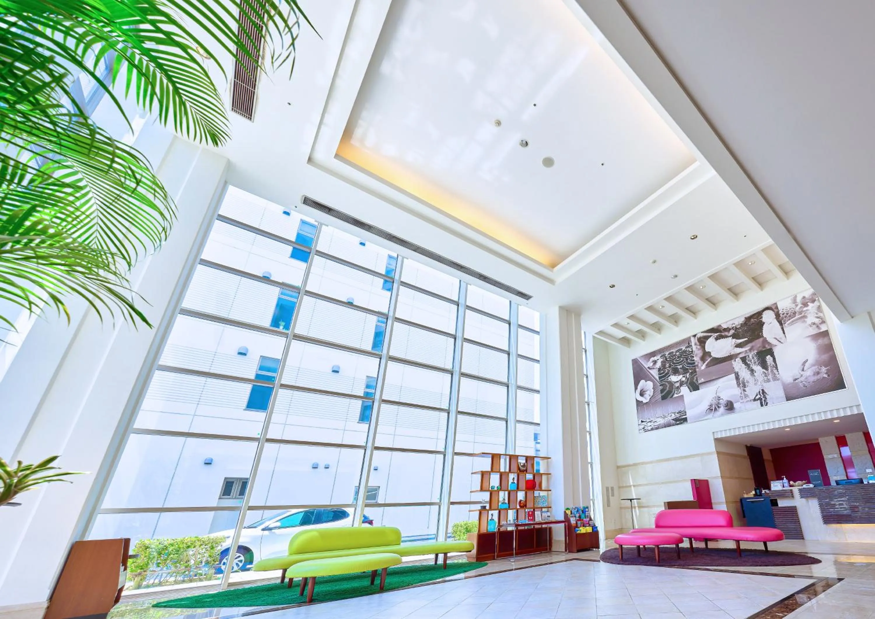 Lobby or reception in Mercure Okinawa Naha