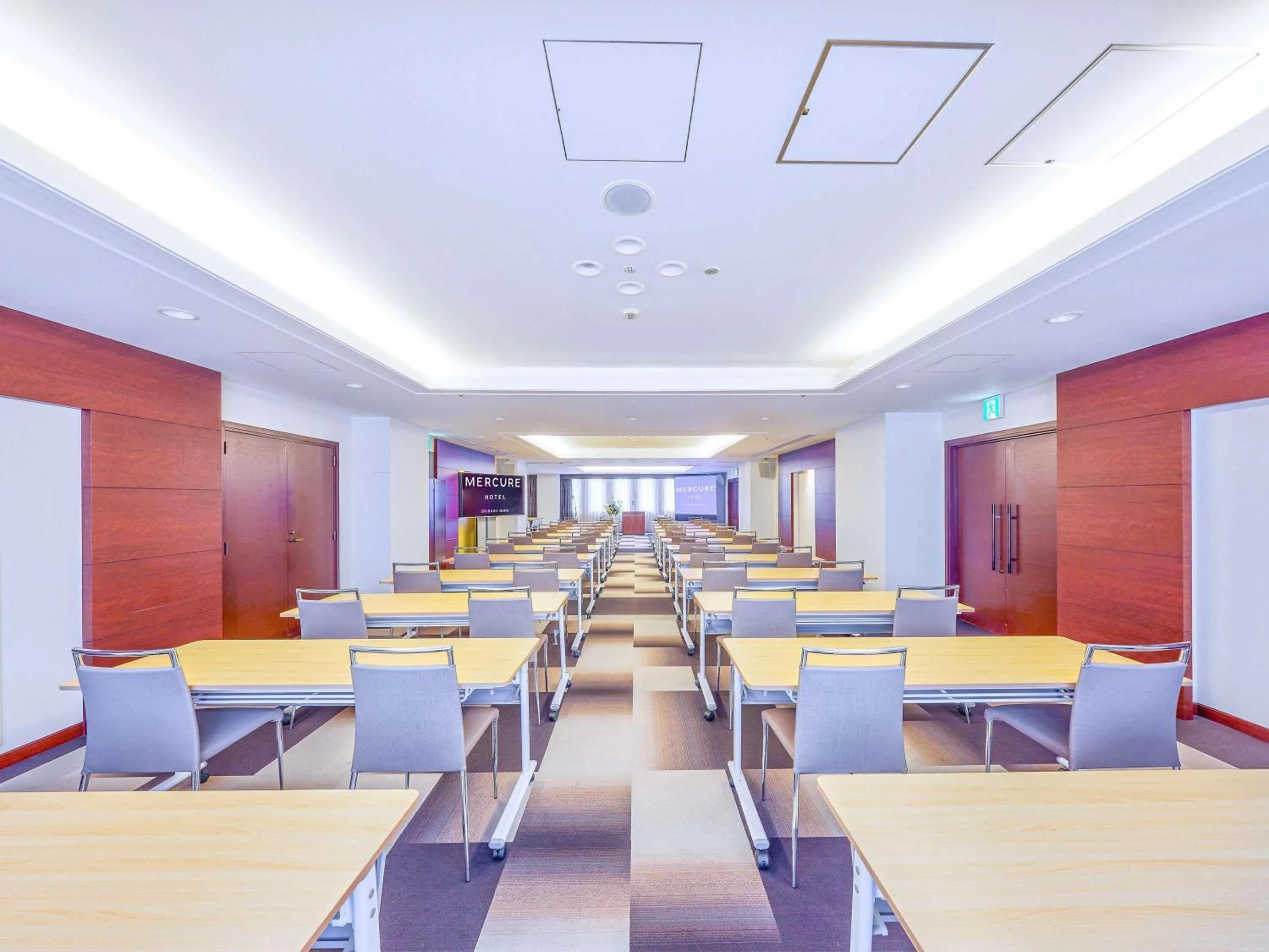Meeting/conference room in Mercure Okinawa Naha