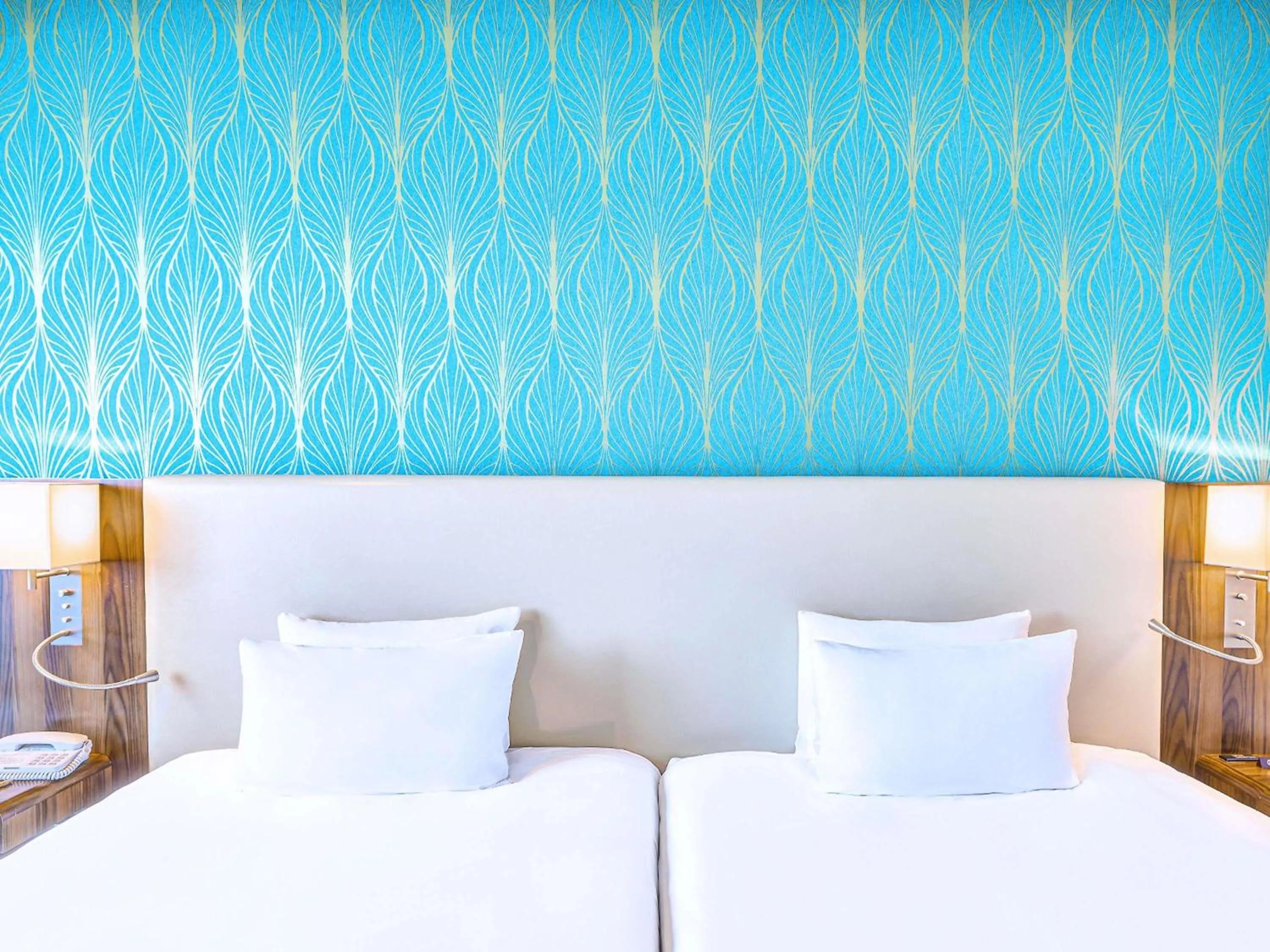 Bedroom, Bed in Mercure Okinawa Naha