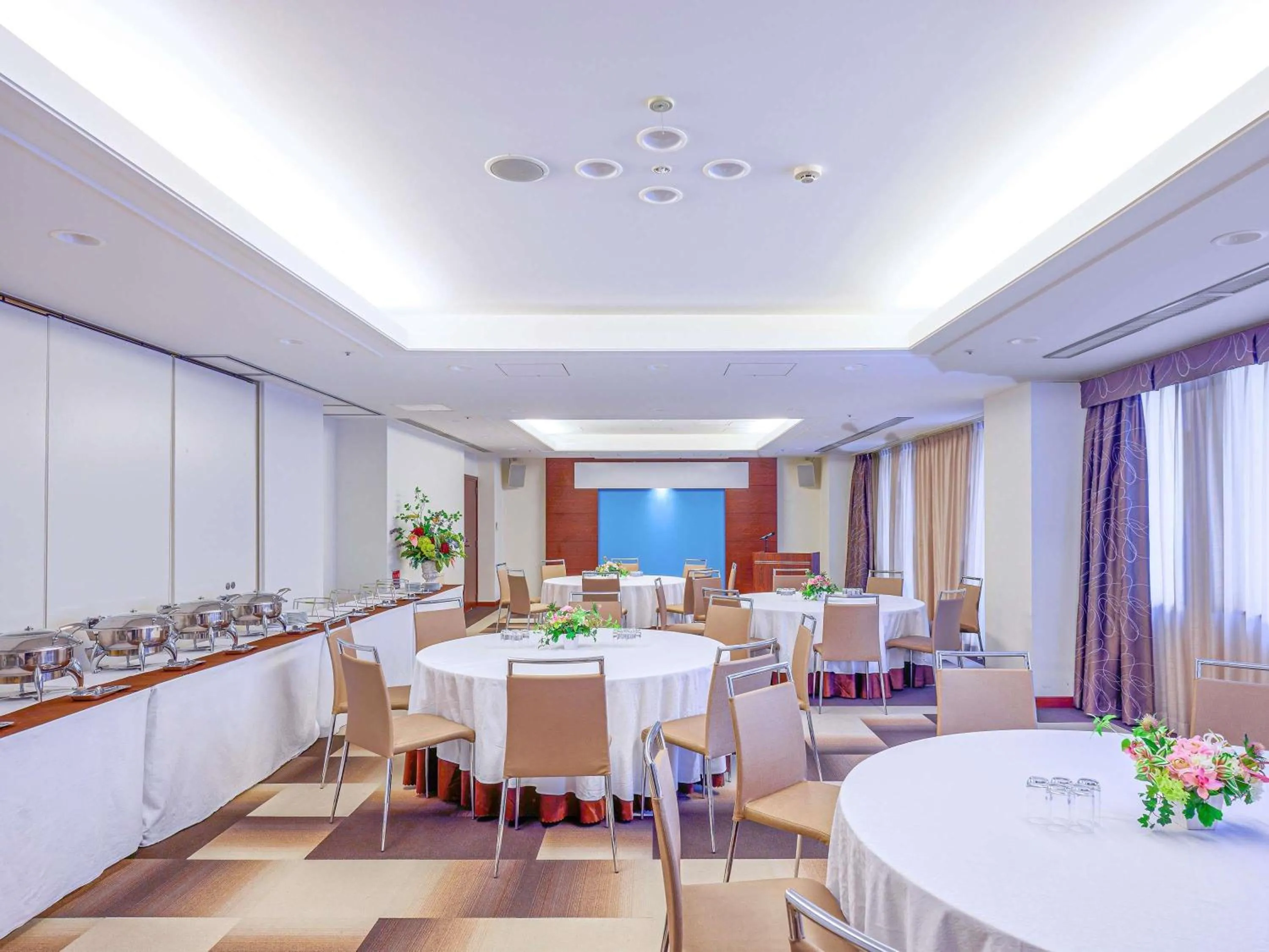 Meeting/conference room in Mercure Okinawa Naha
