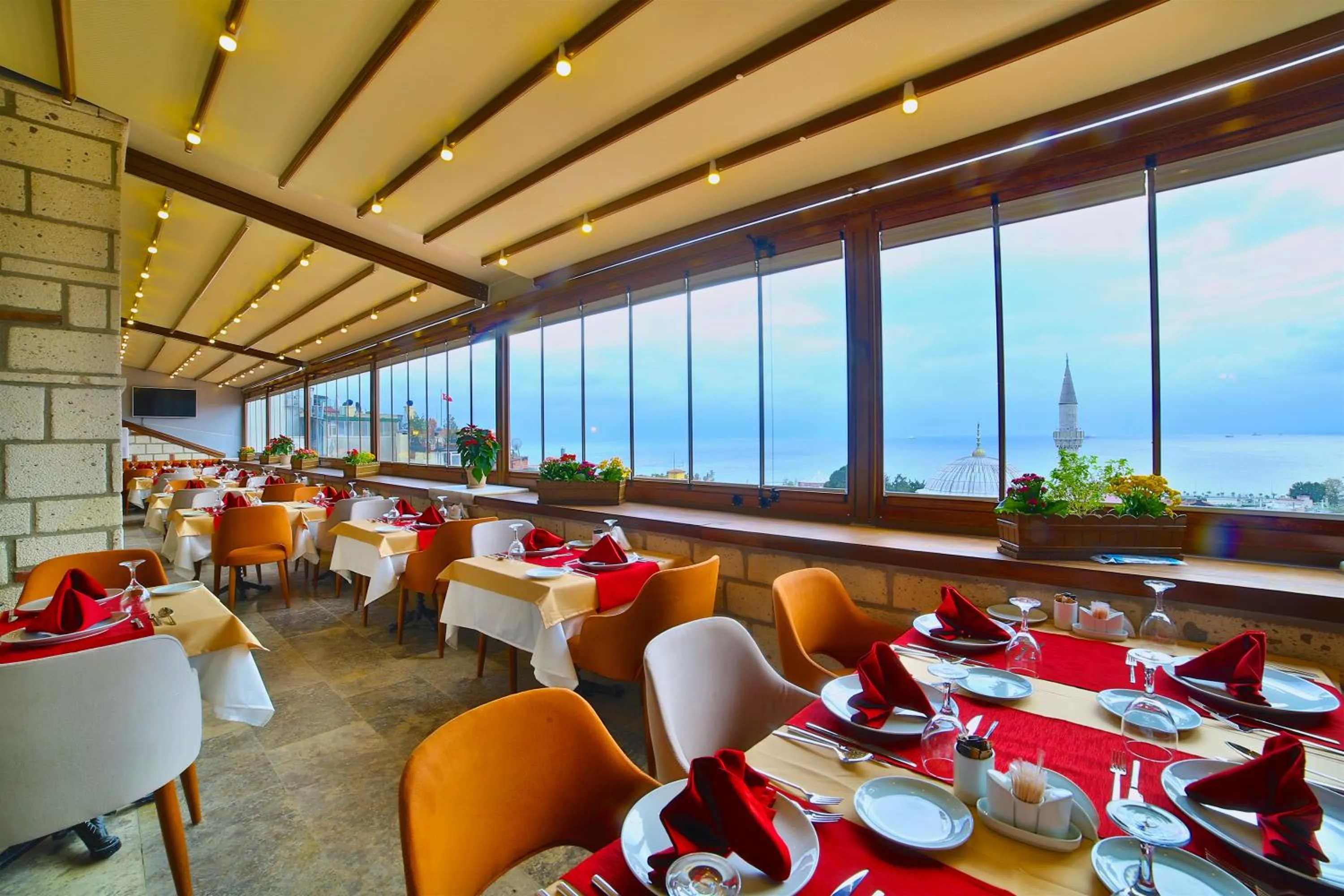 Restaurant/places to eat in Yılsam Sultanahmet Hotel
