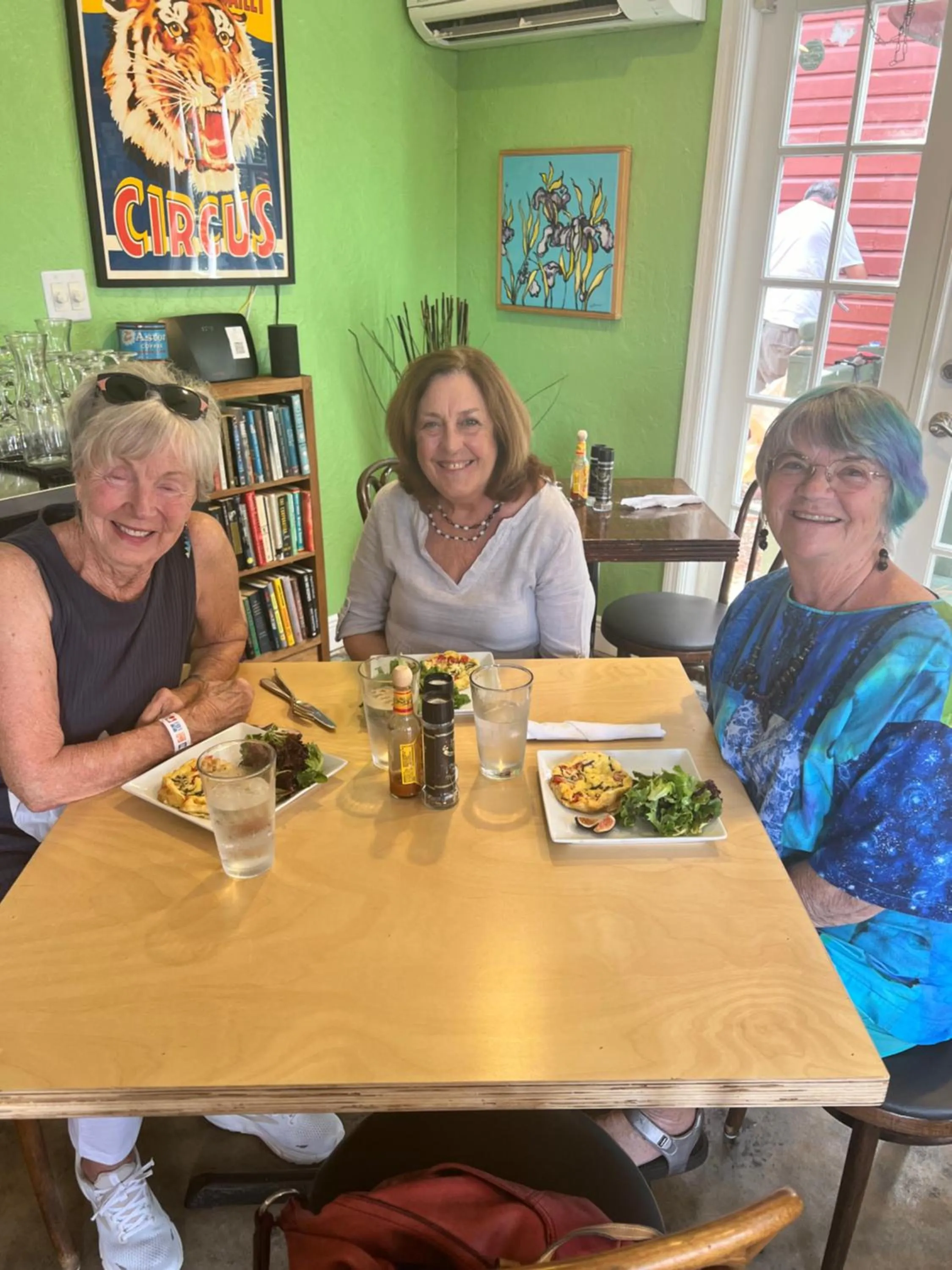 Restaurant/places to eat in The Reserve Retreat