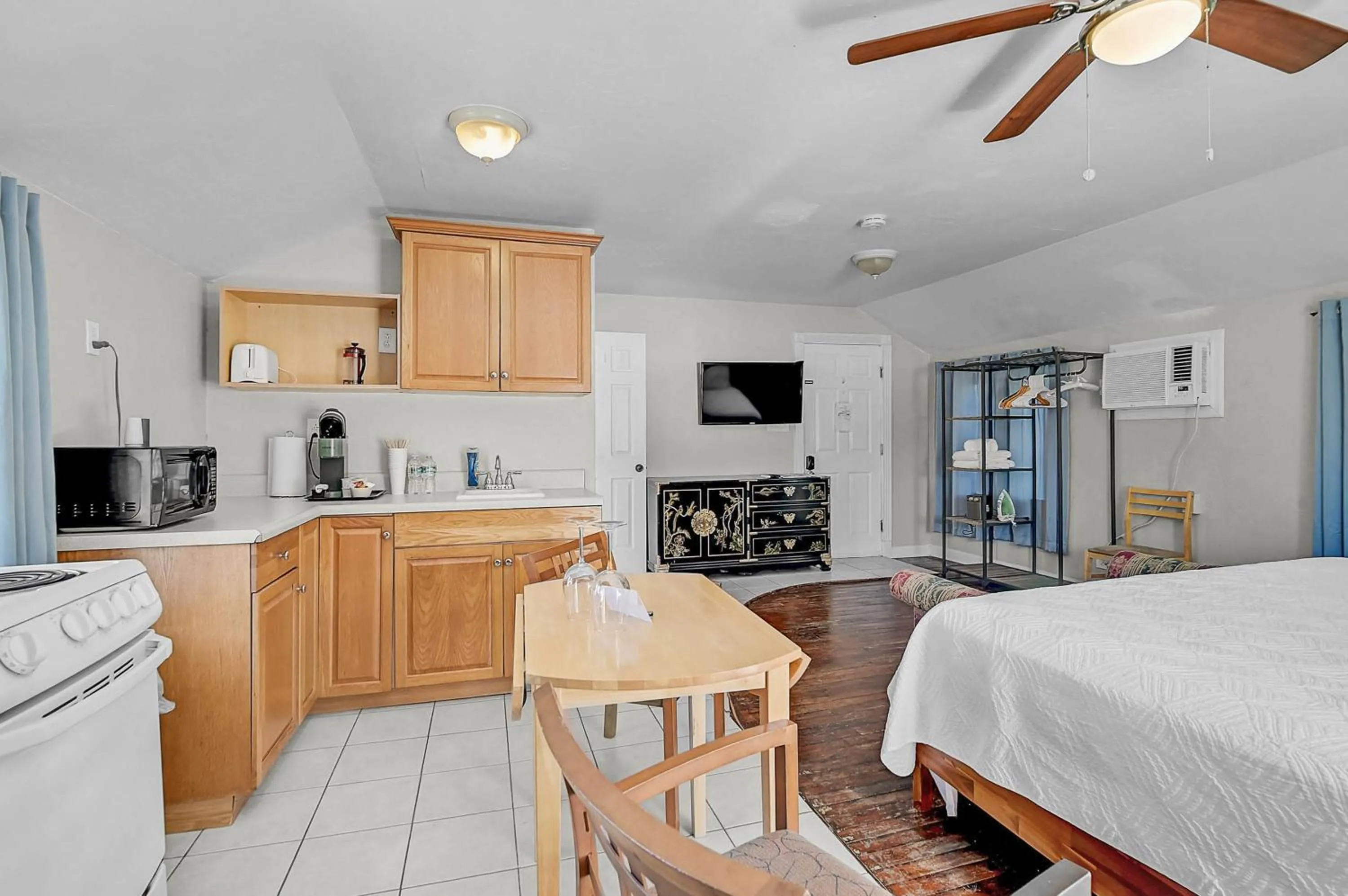 Dining area in The Reserve Retreat