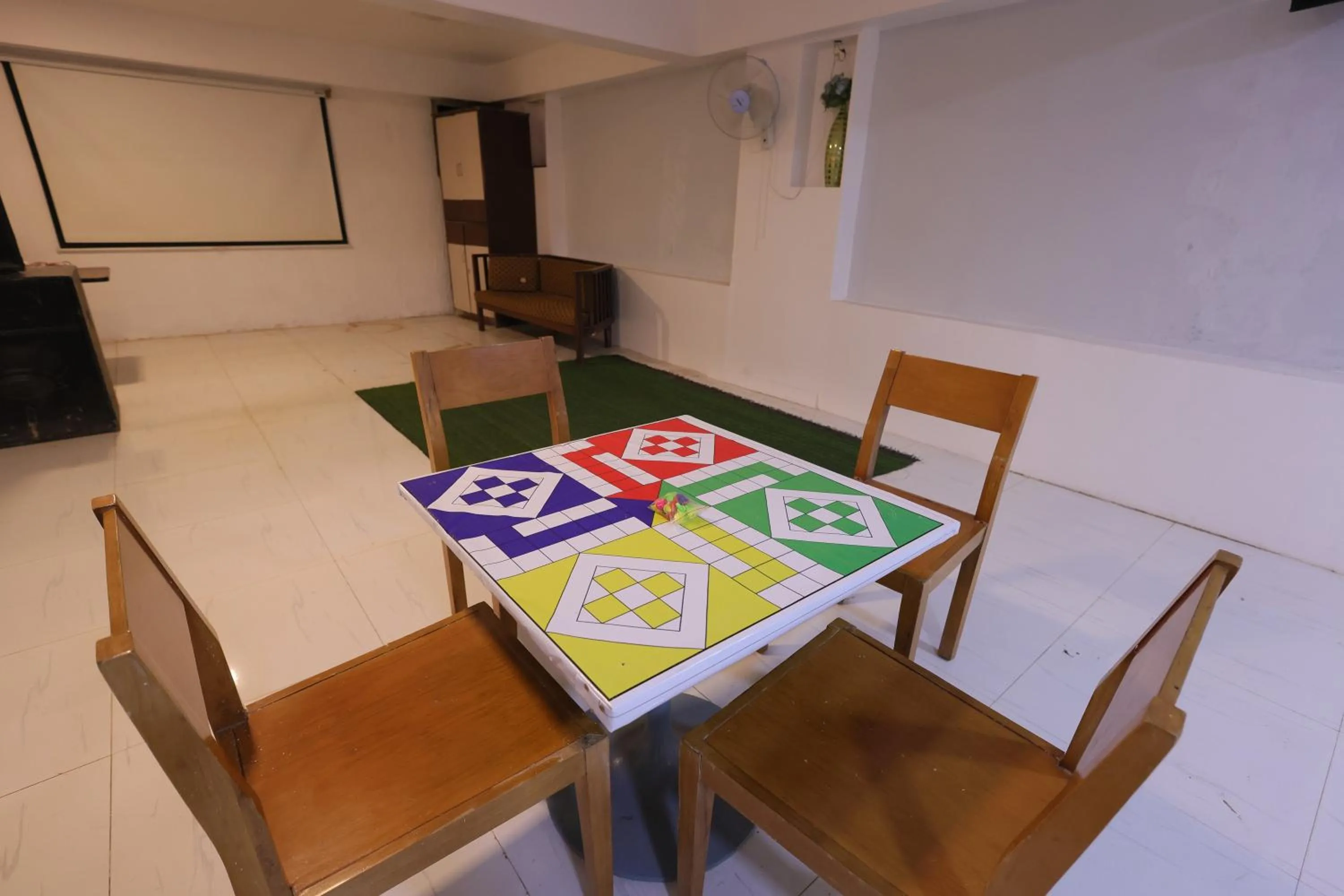 Game Room in Hotel King Garden