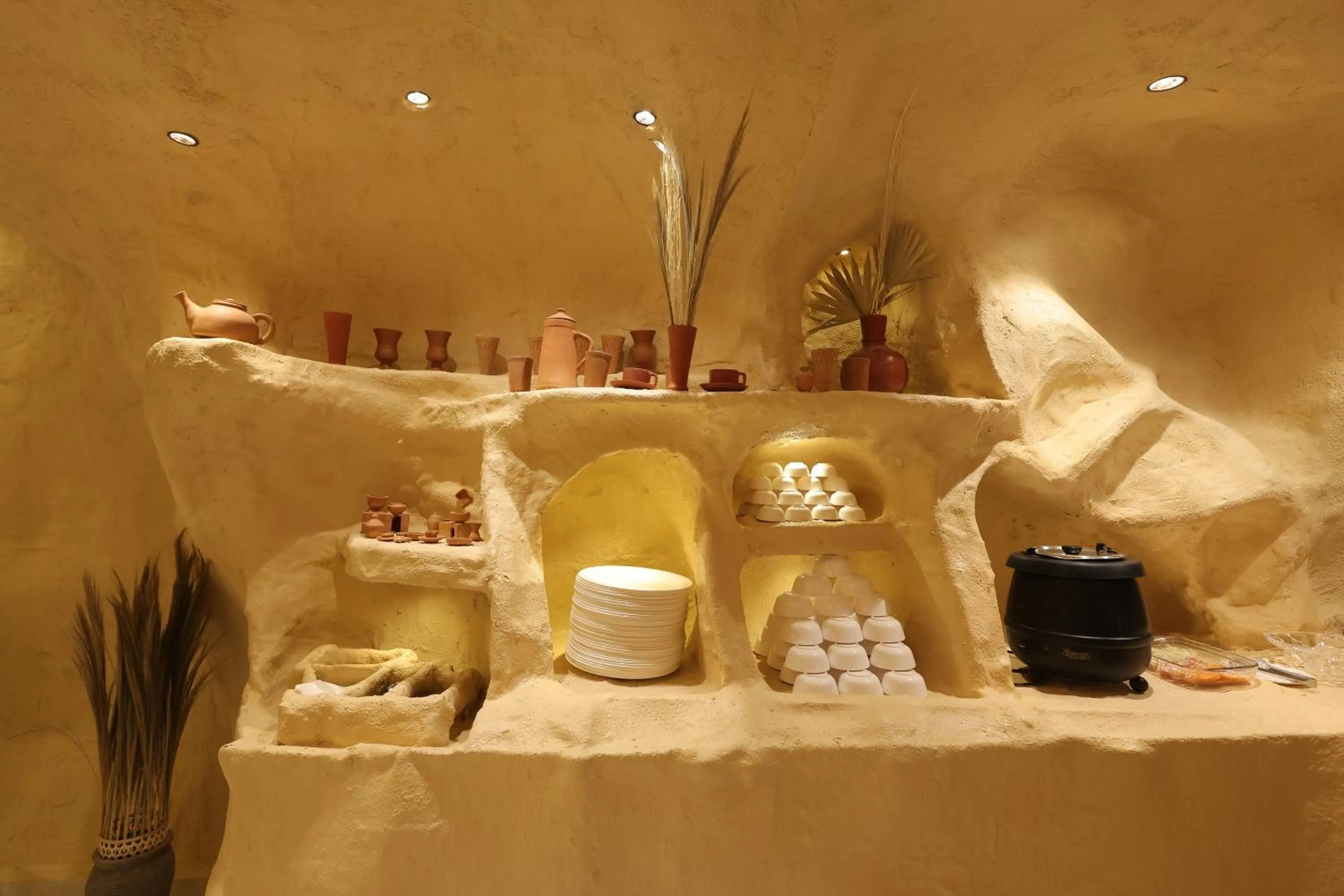 Restaurant/places to eat in Hotel King Garden