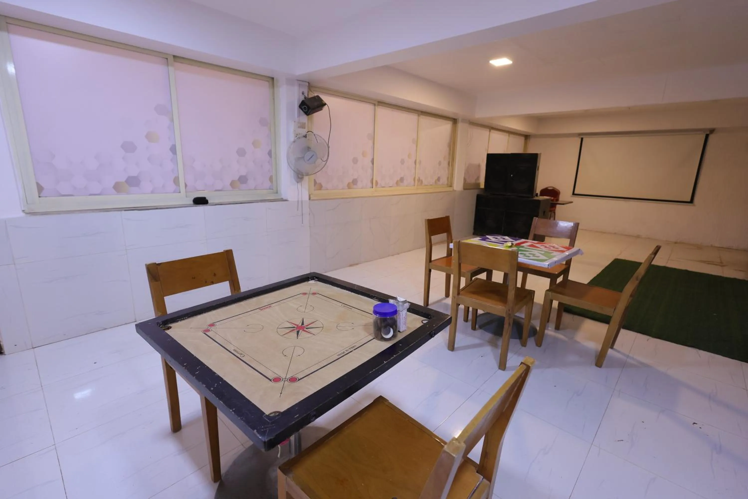 Game Room in Hotel King Garden