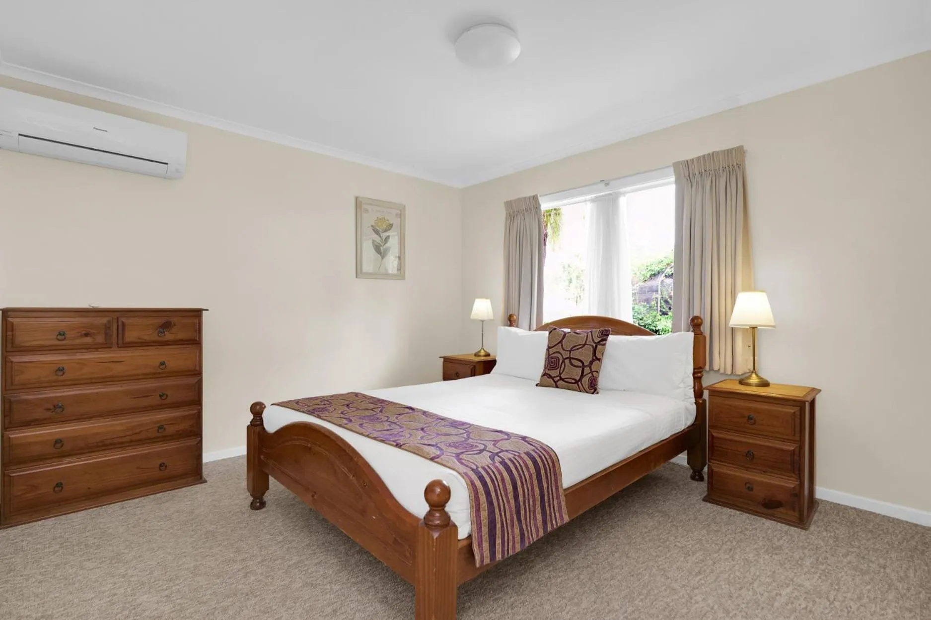 Bed in Starline Alpacas Farmstay Resort